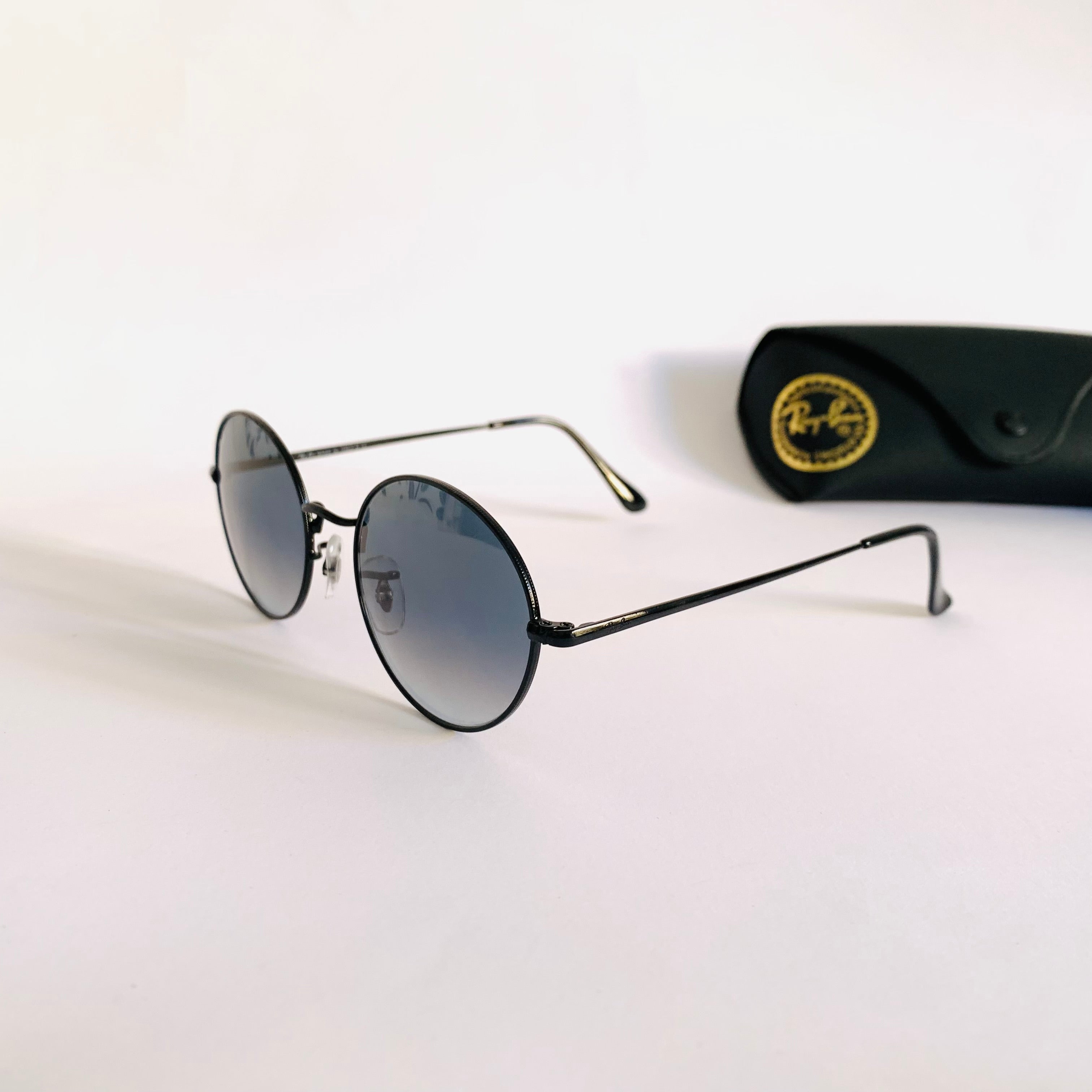 Ray-Ban RB1970 OVAL