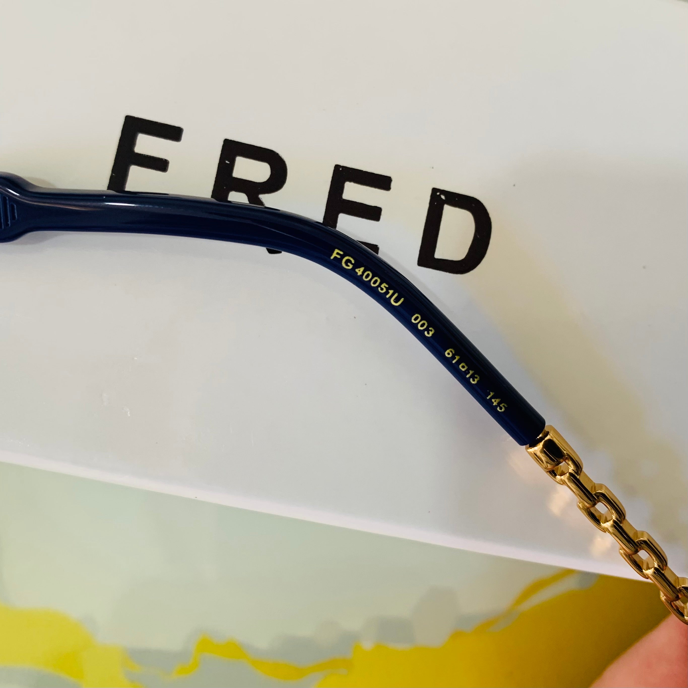 Fred FG40051U S Av