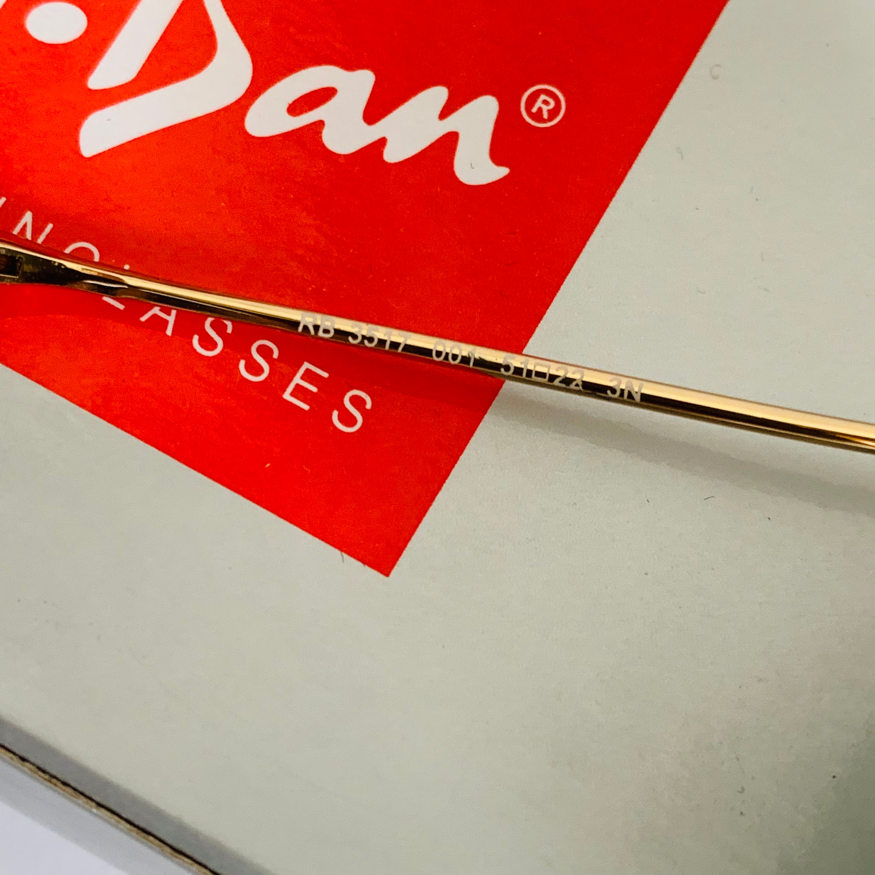 Ray-Ban RB3517 pliable