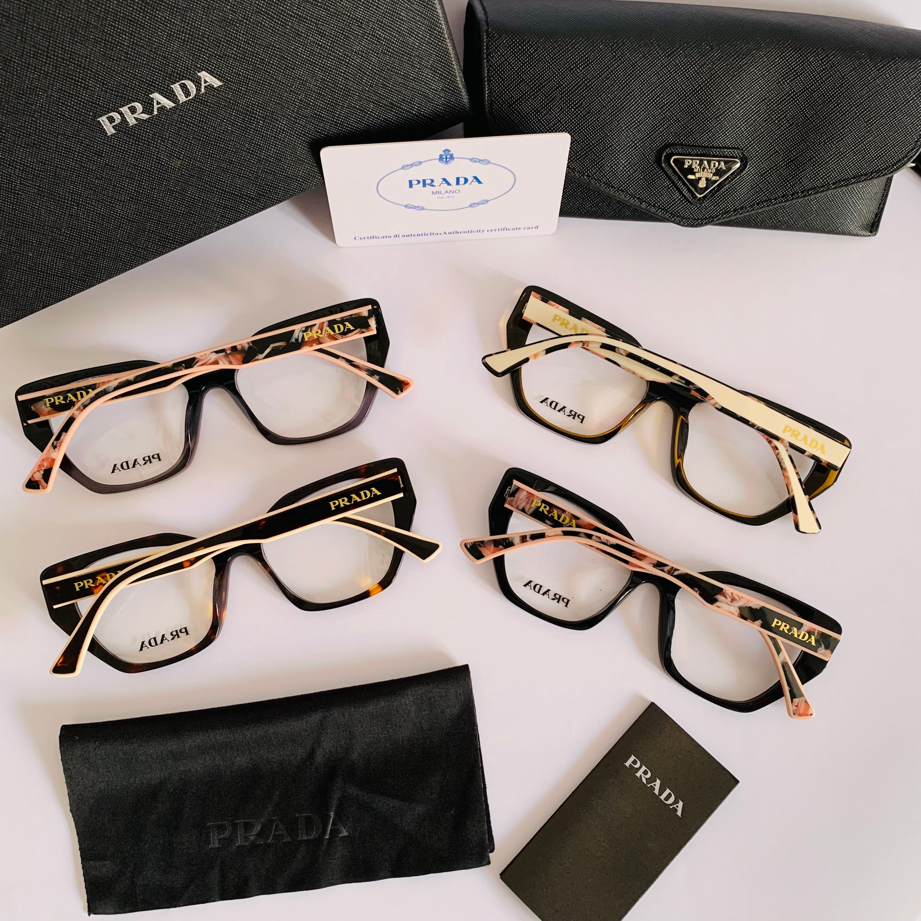 Prada PR04VS fm