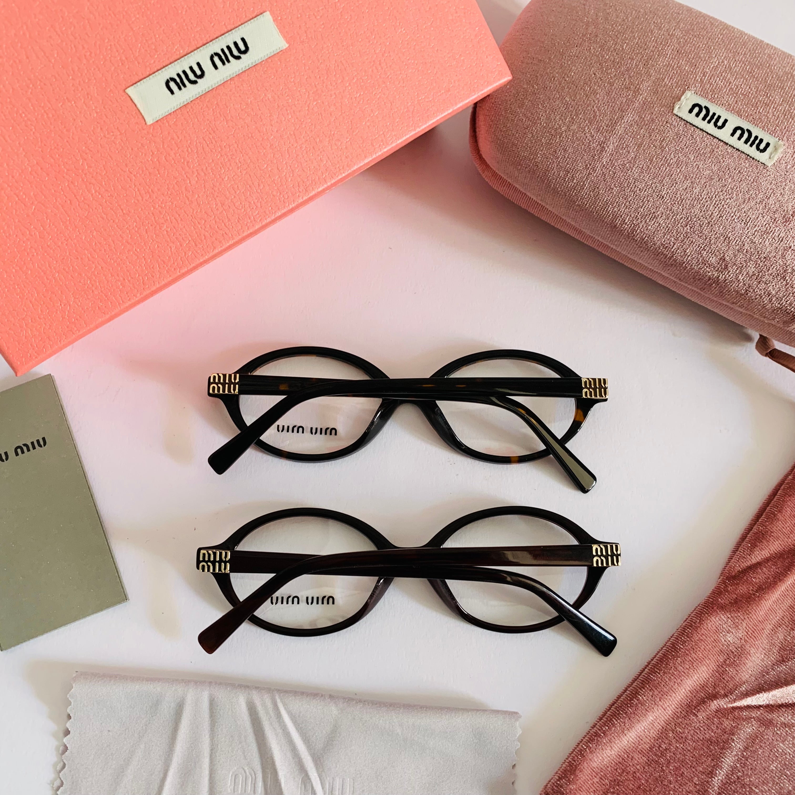 Miu Miu SMU 01Z opt