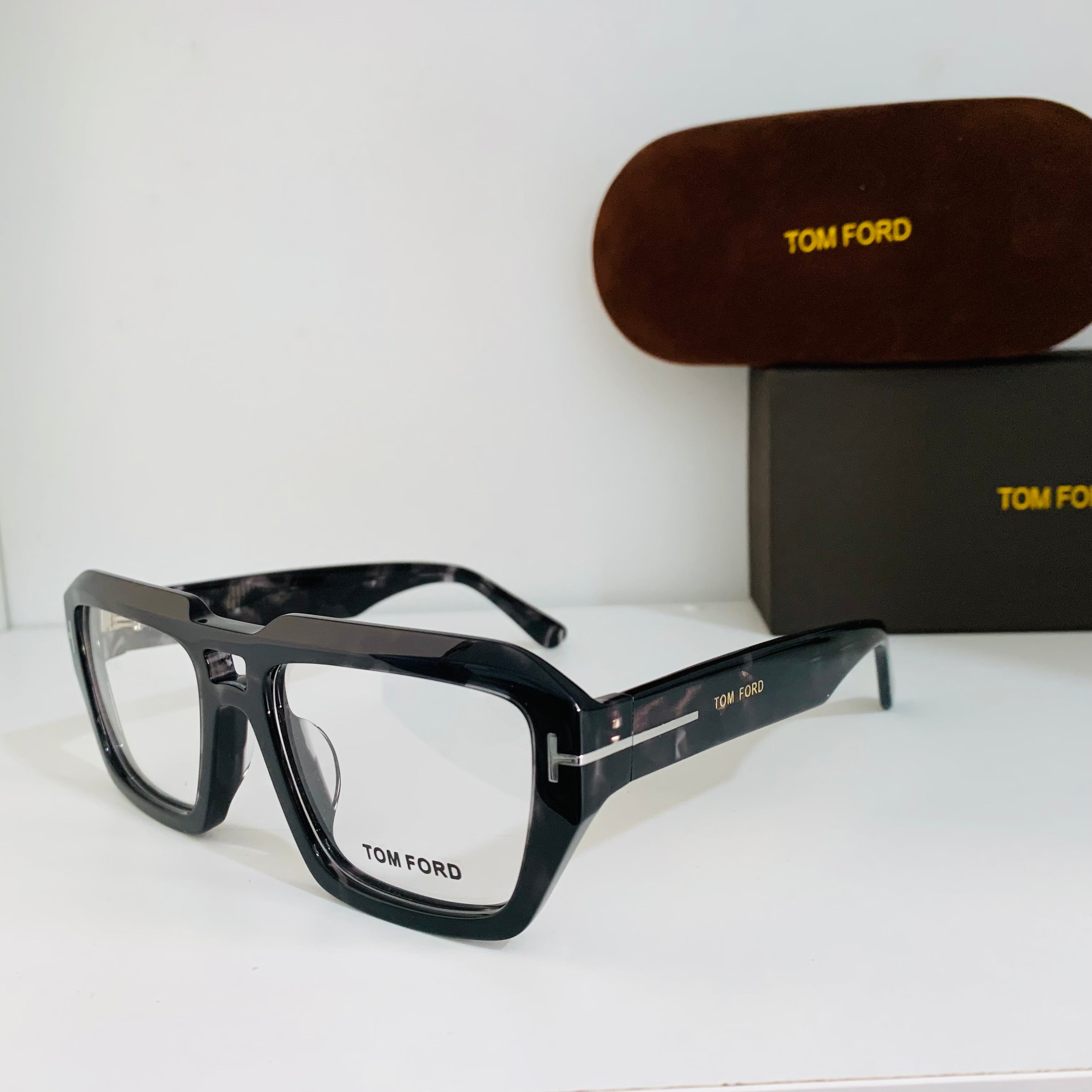 Tom Ford JA1039