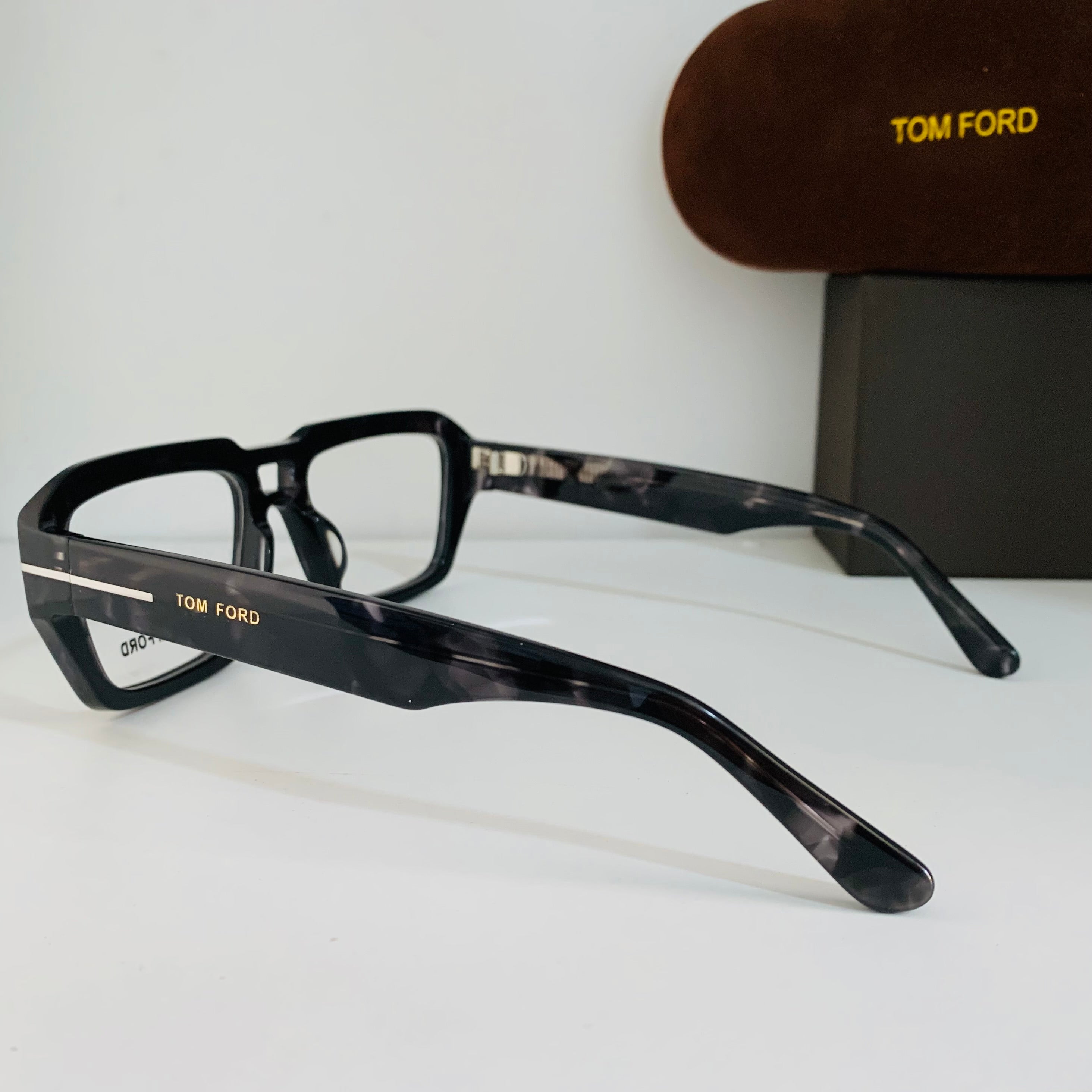 Tom Ford JA1039