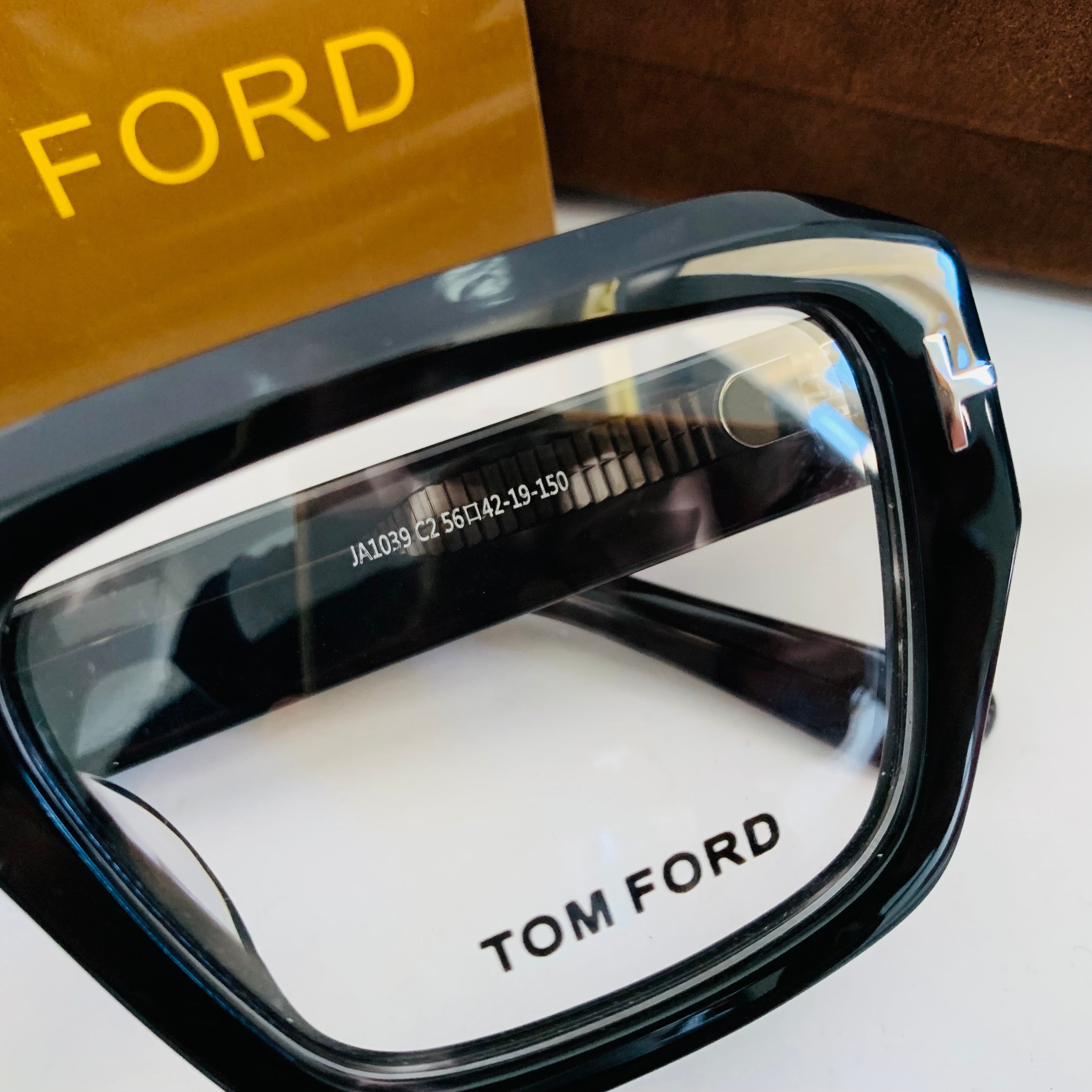 Tom Ford JA1039