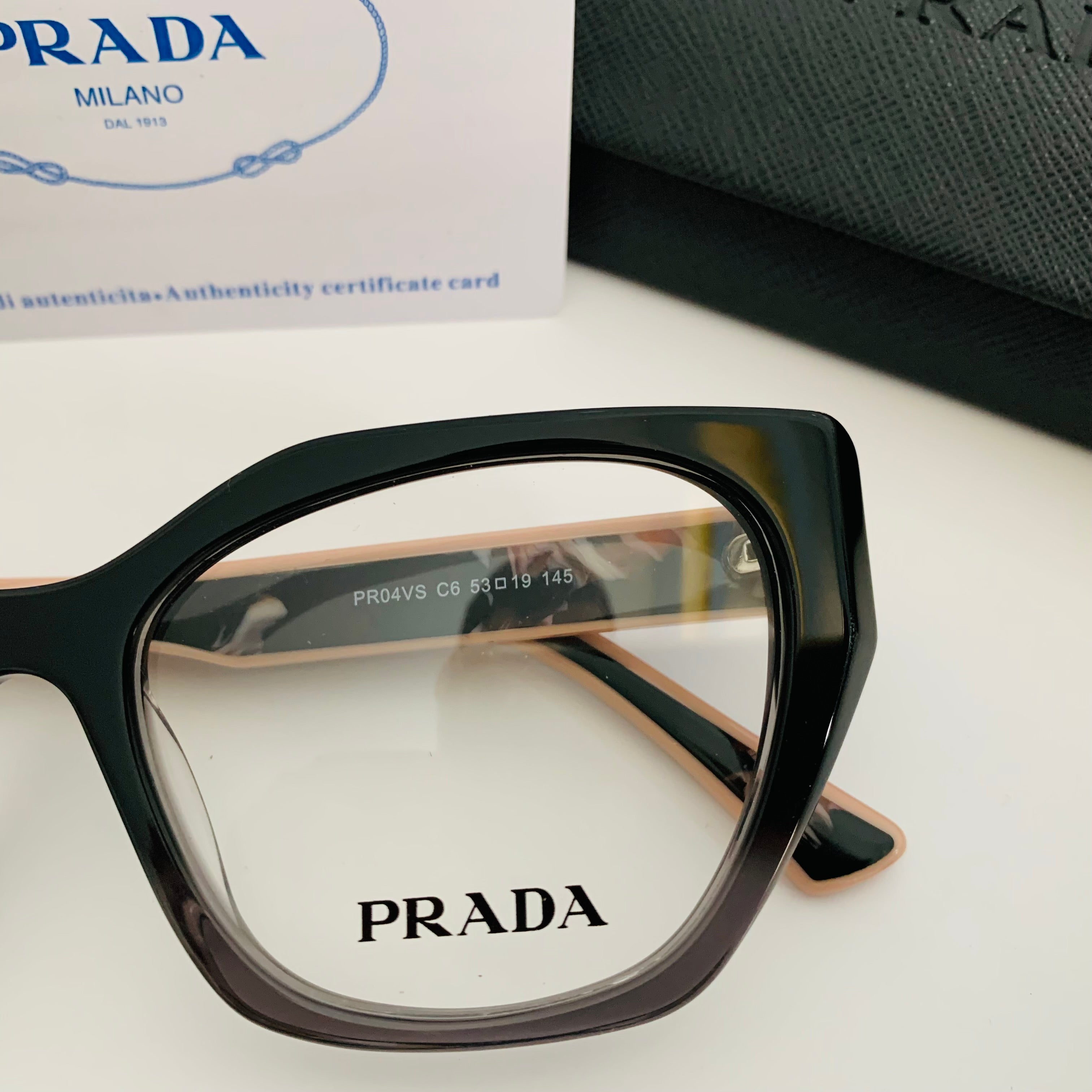 Prada PR04VS fm