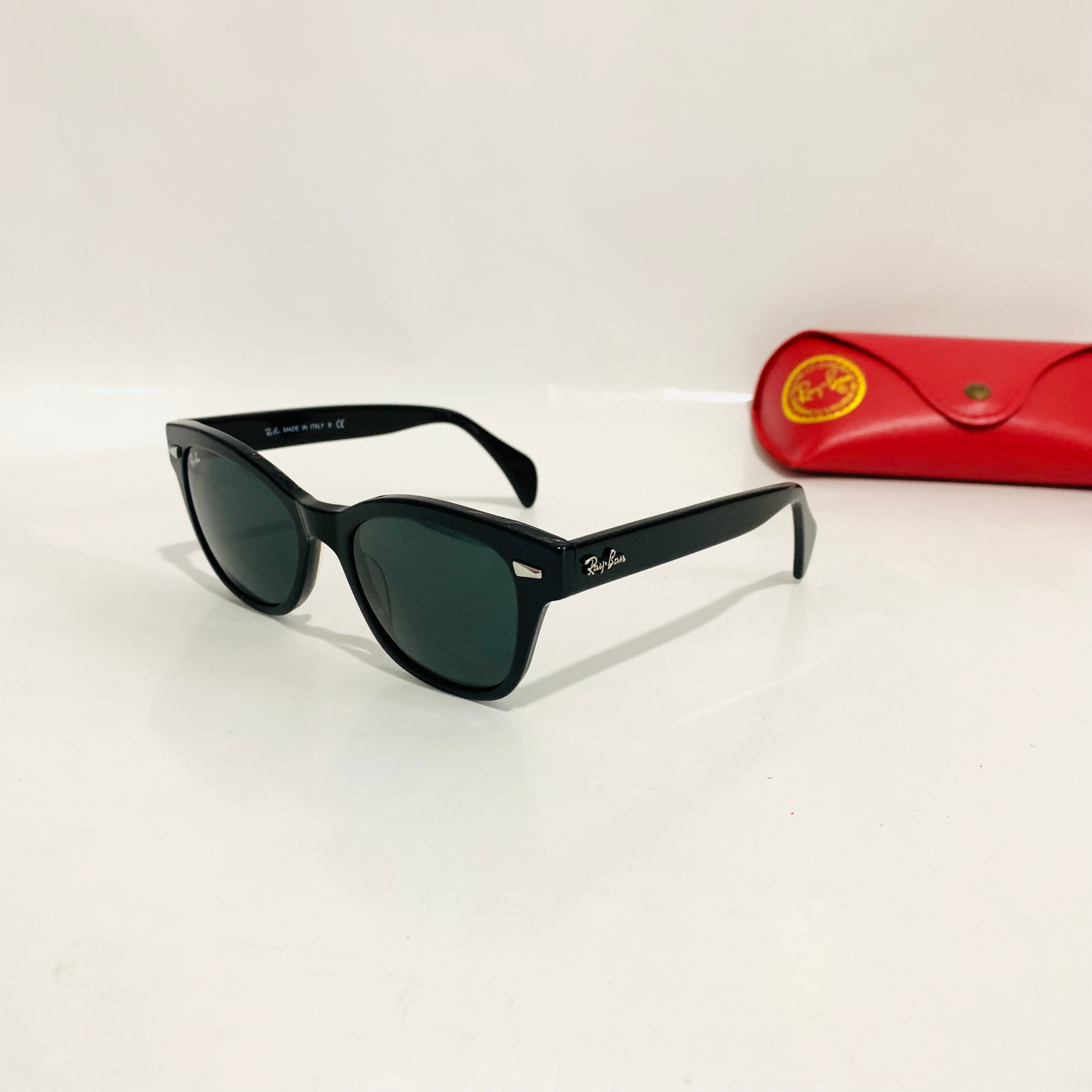 Ray-Ban RB0880S