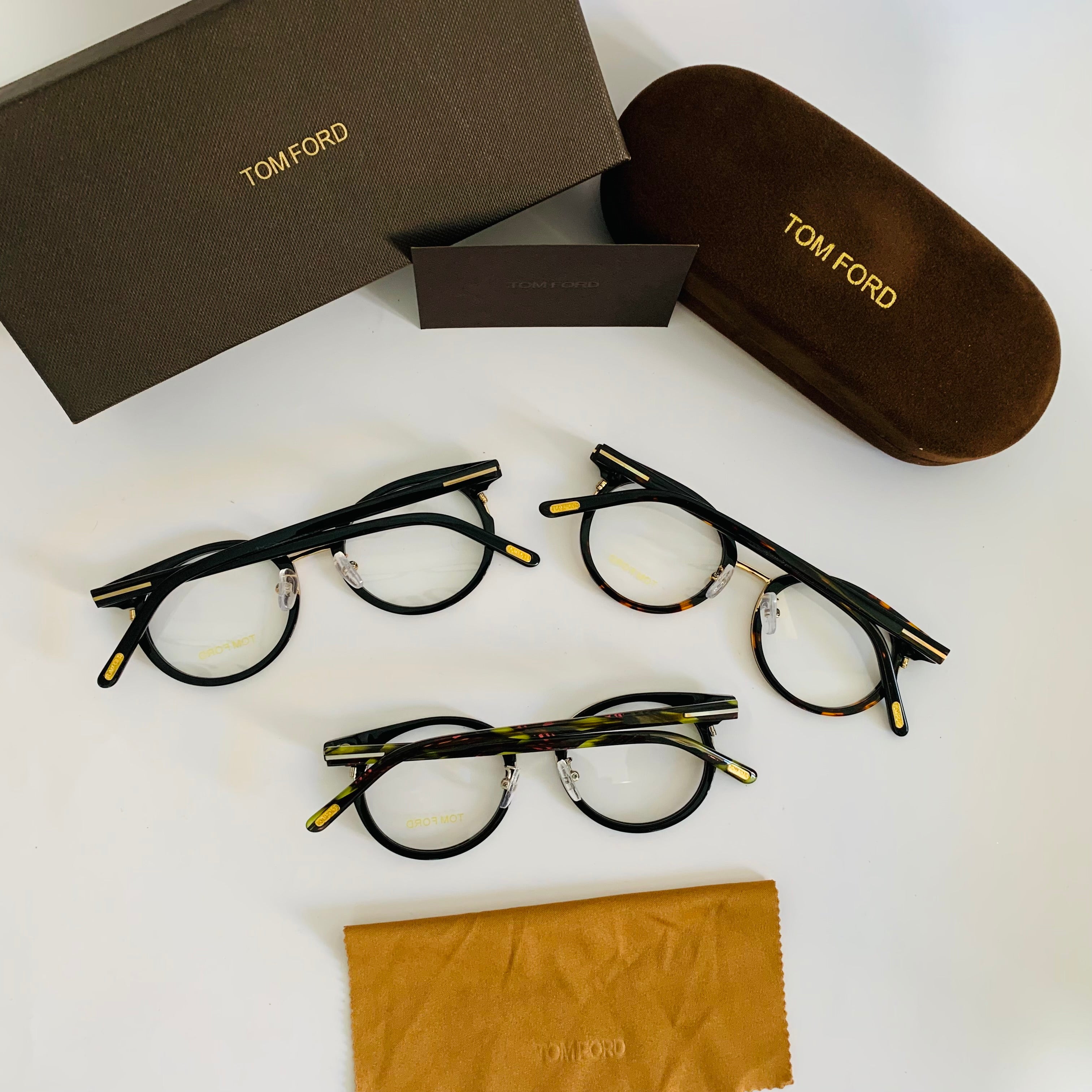 TOM FORD TF5784