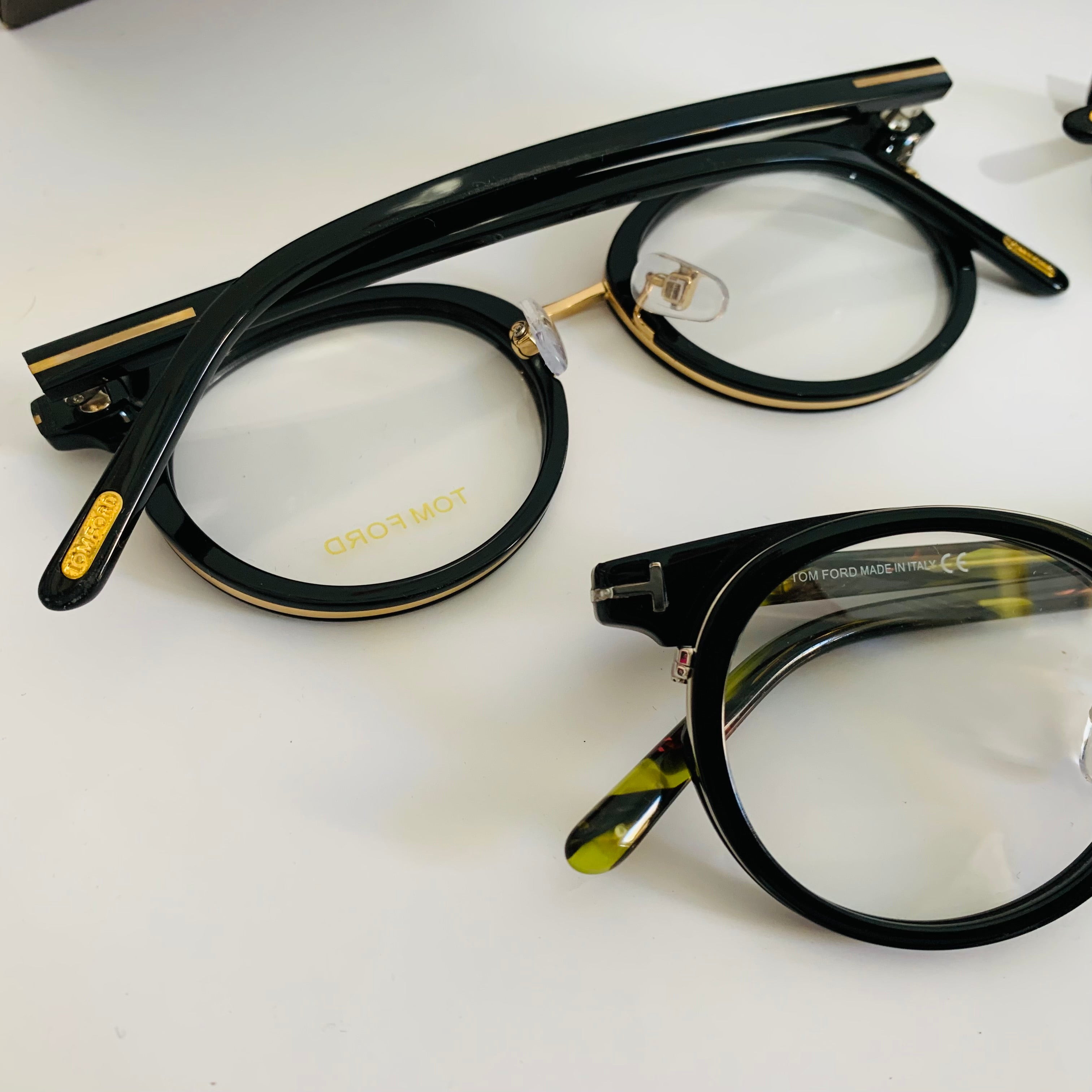 TOM FORD TF5784