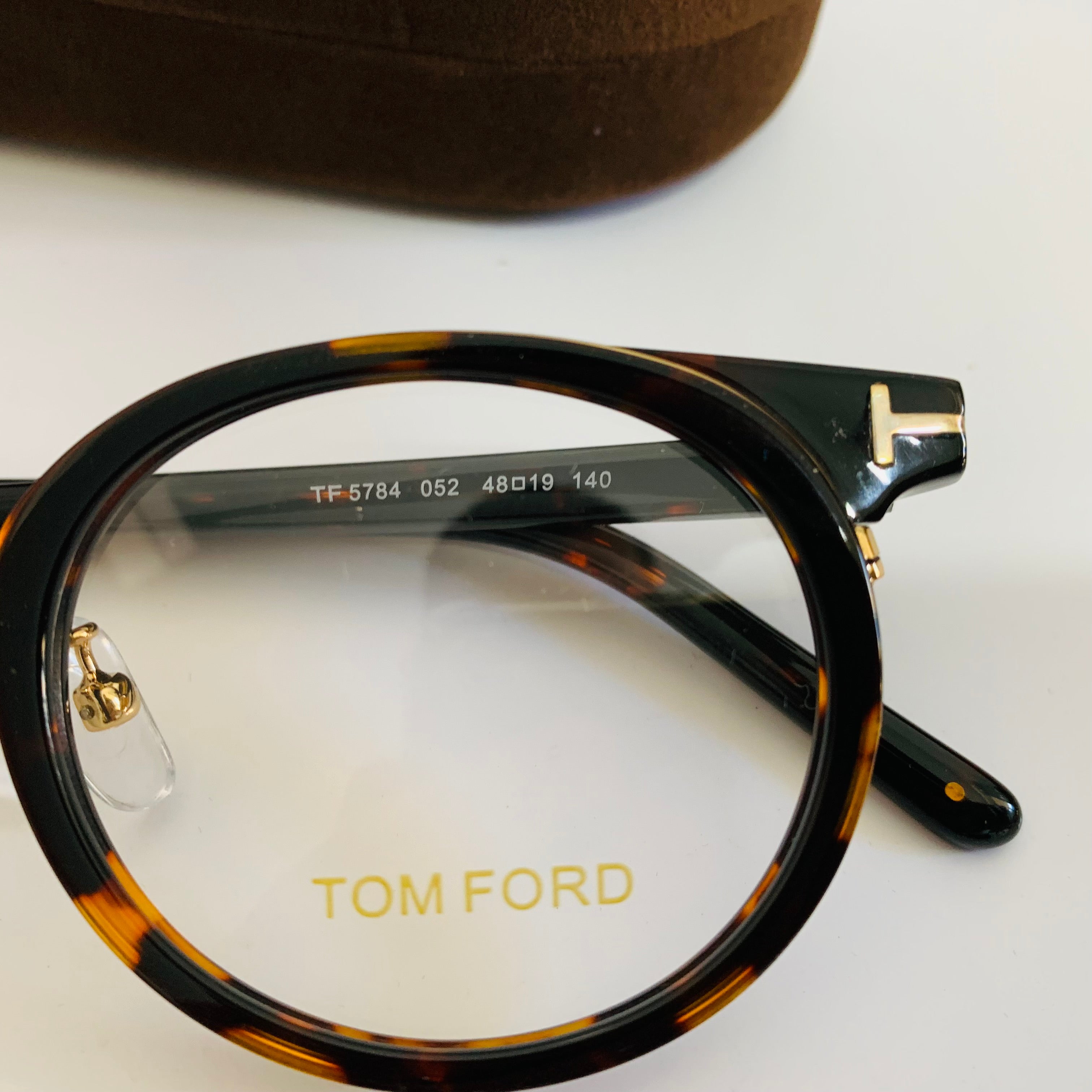 TOM FORD TF5784