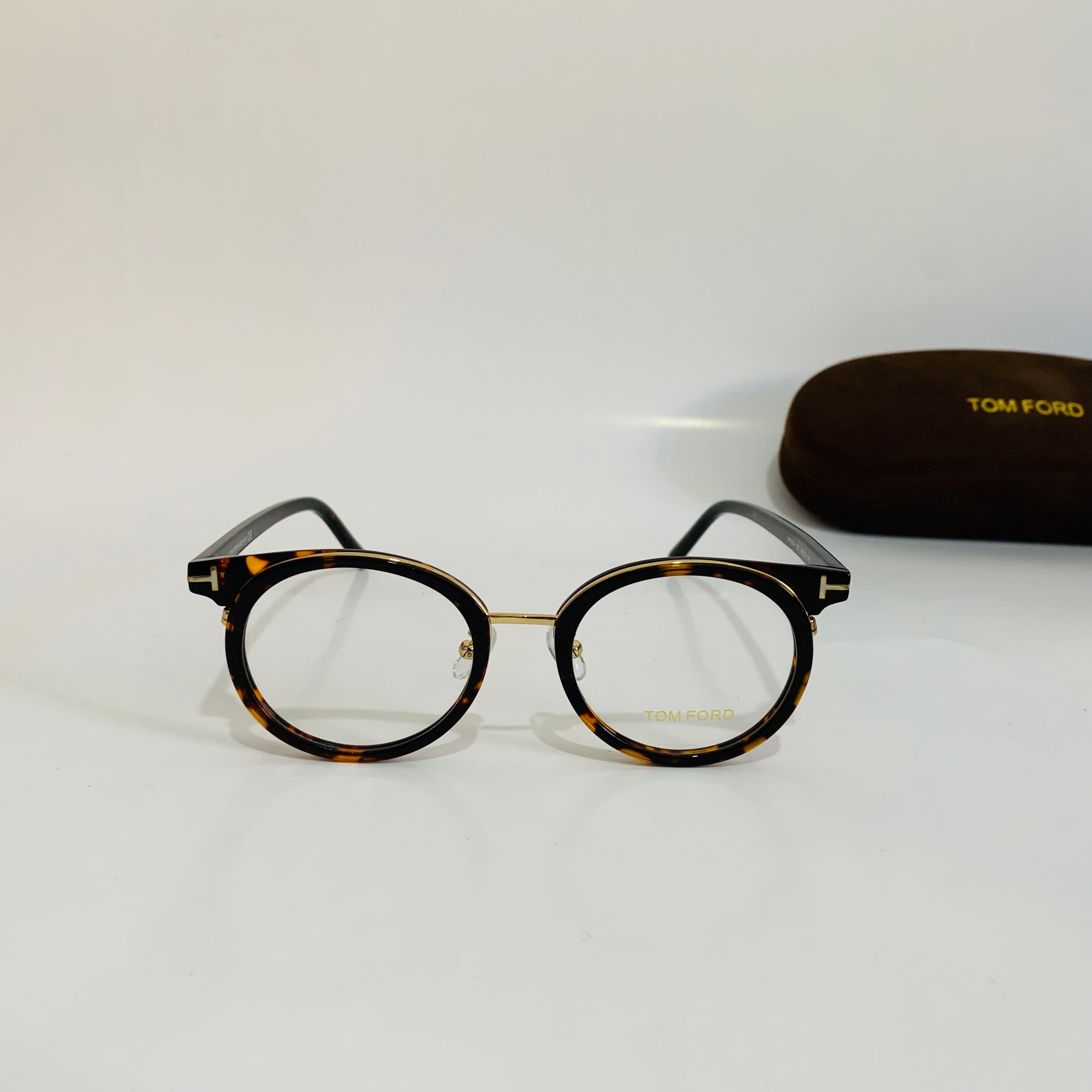 TOM FORD TF5784