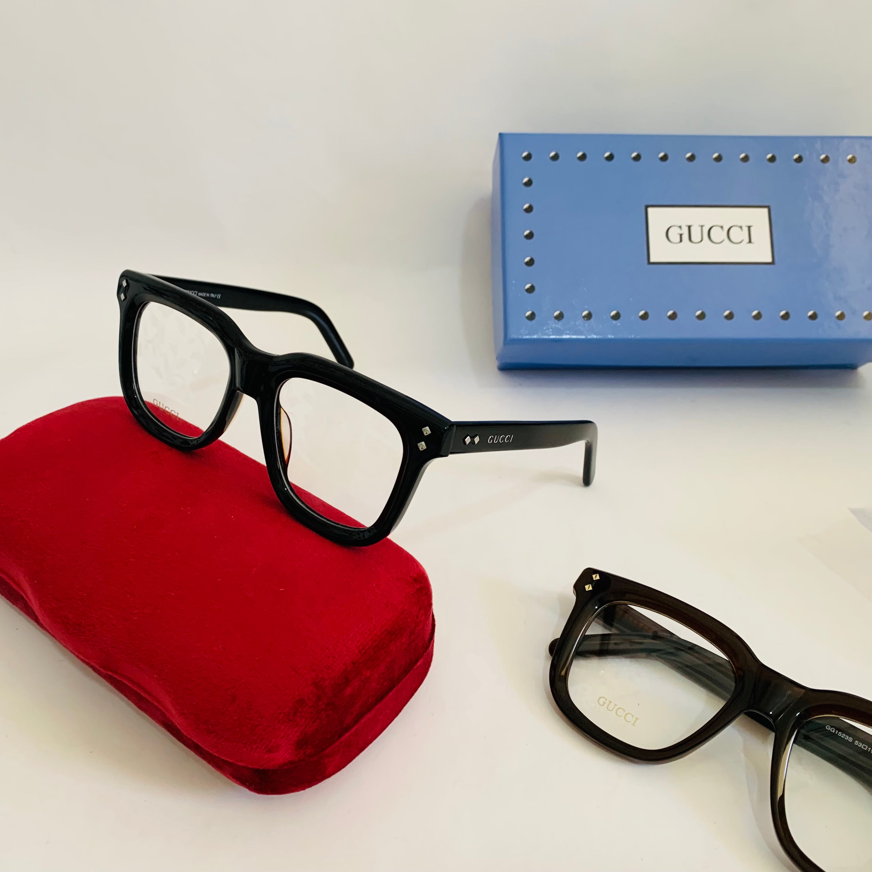 Gucci GG1523S