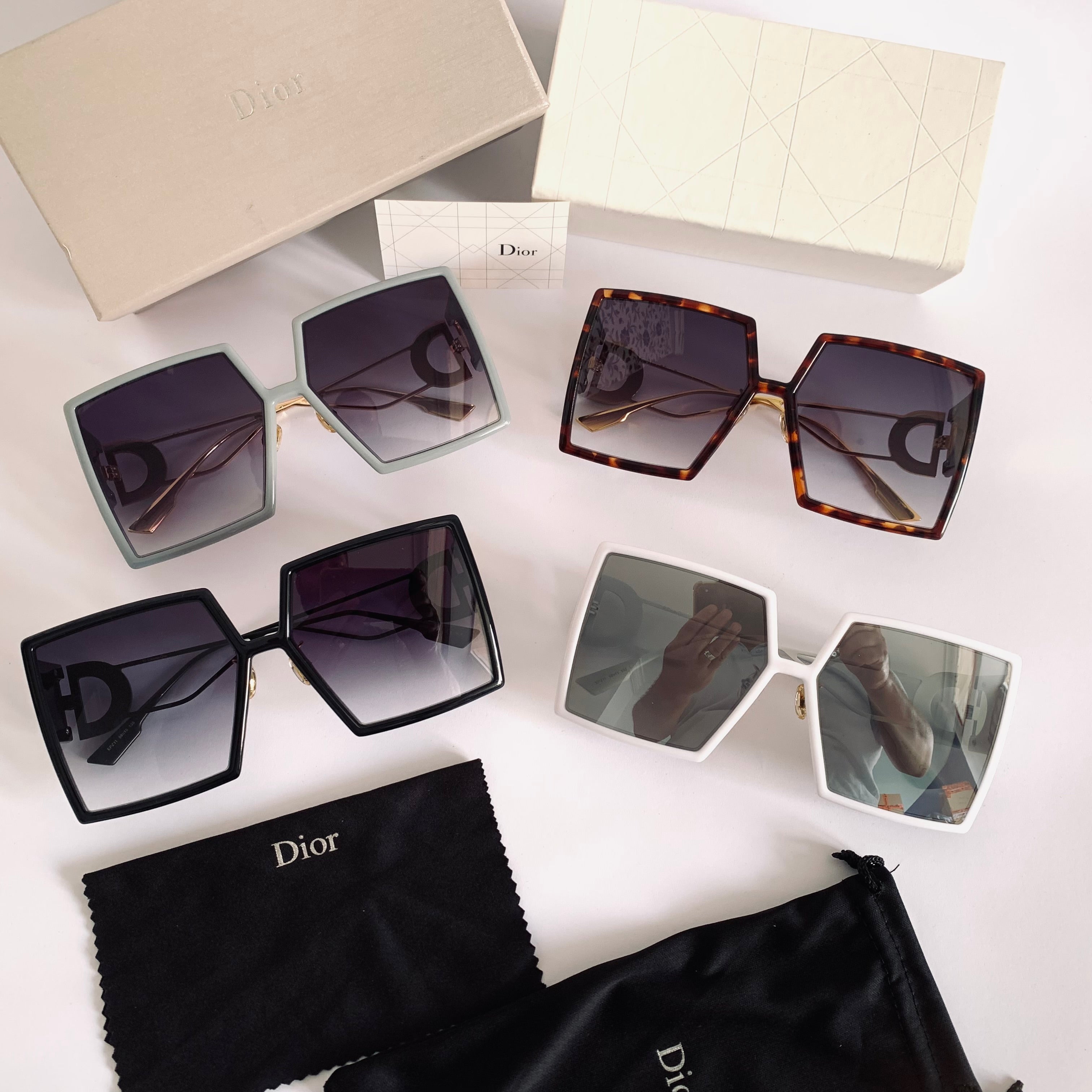 Dior EPZ11 30Montaigne