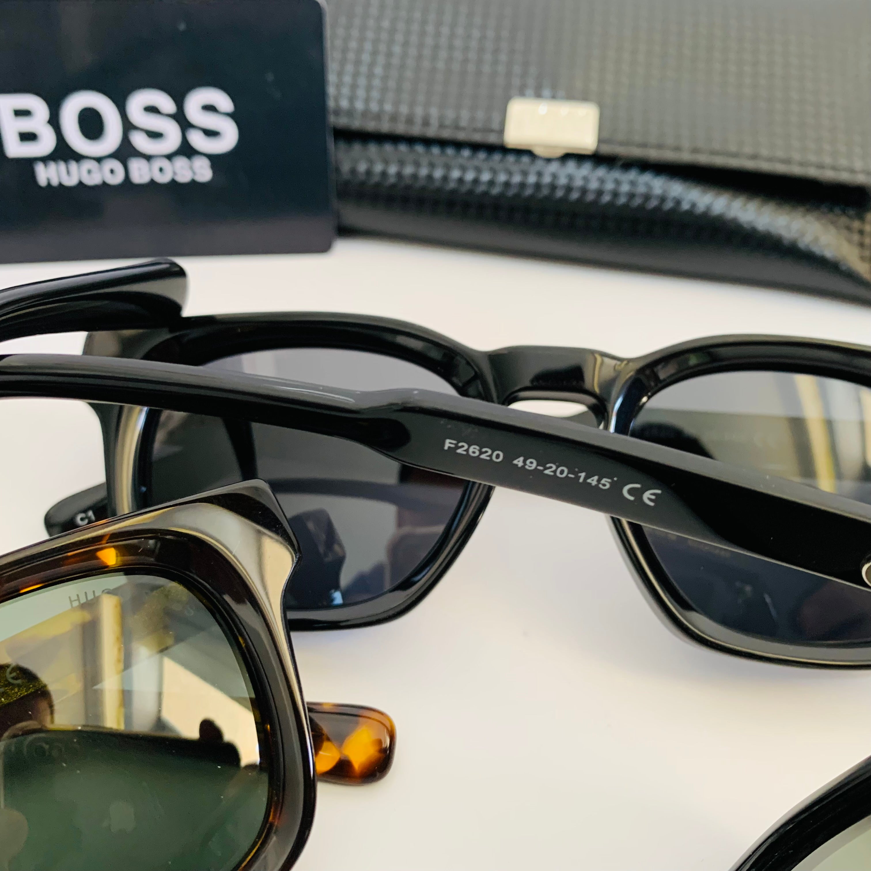 HUGO BOSS F2620