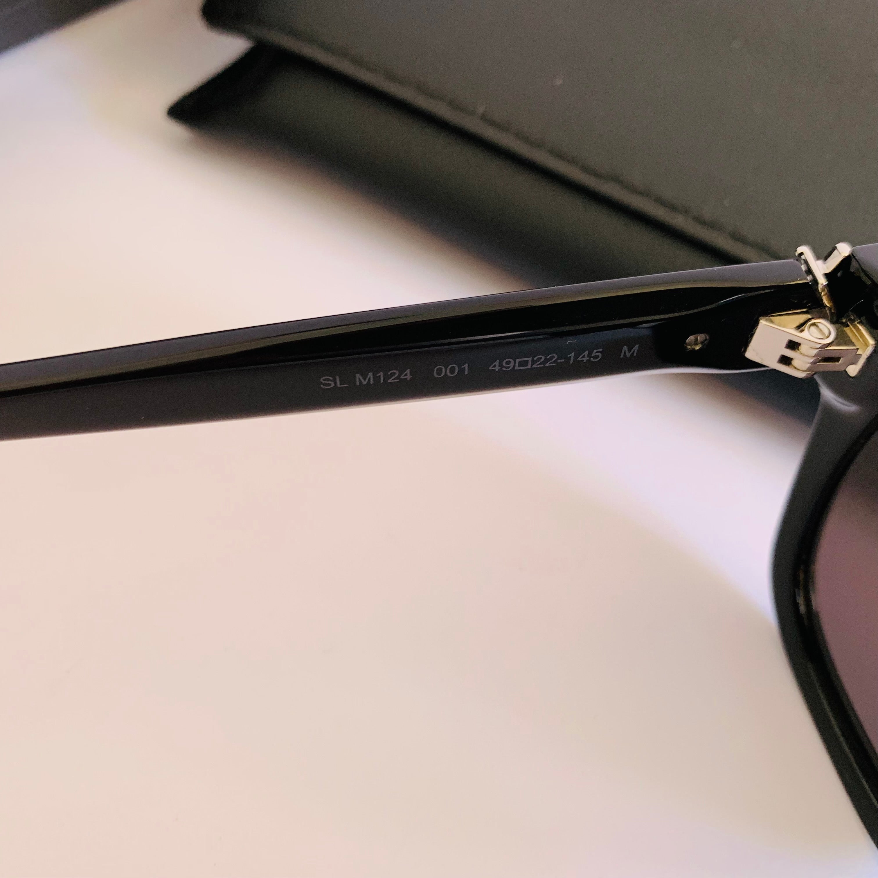 Saint Laurent SLM124 S