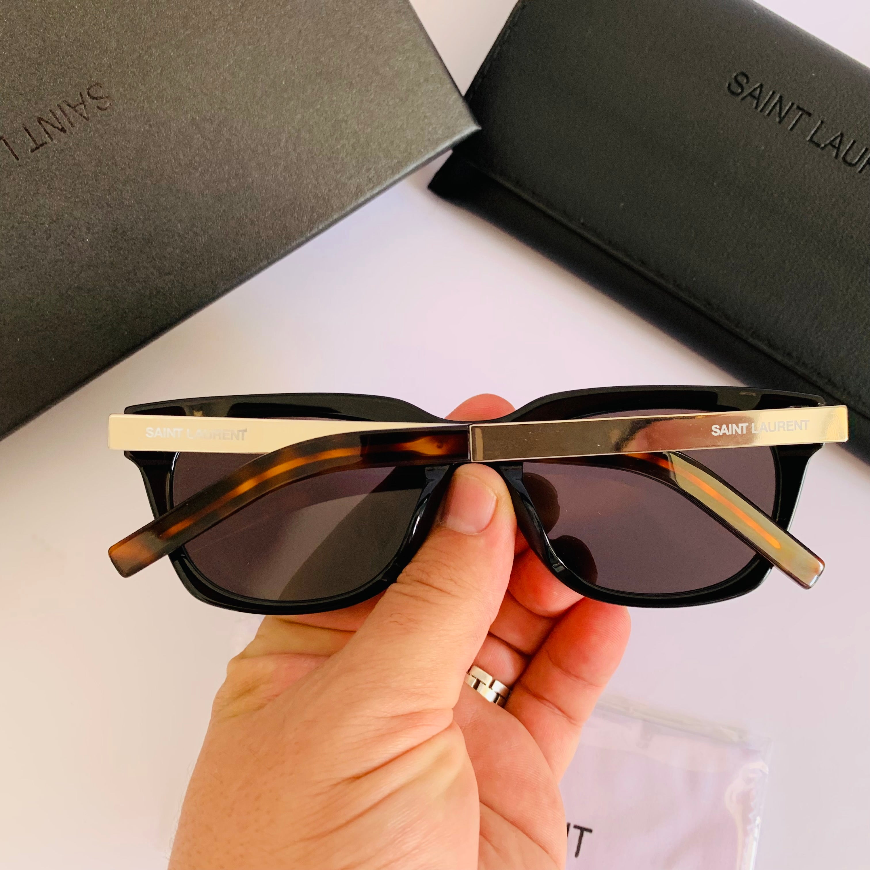 Saint Laurent SL582