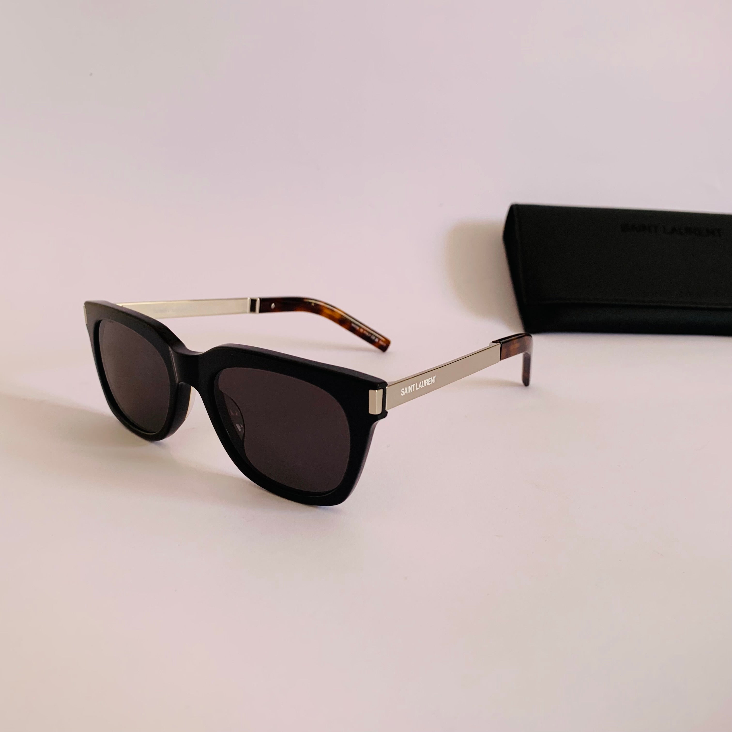 Saint Laurent SL582