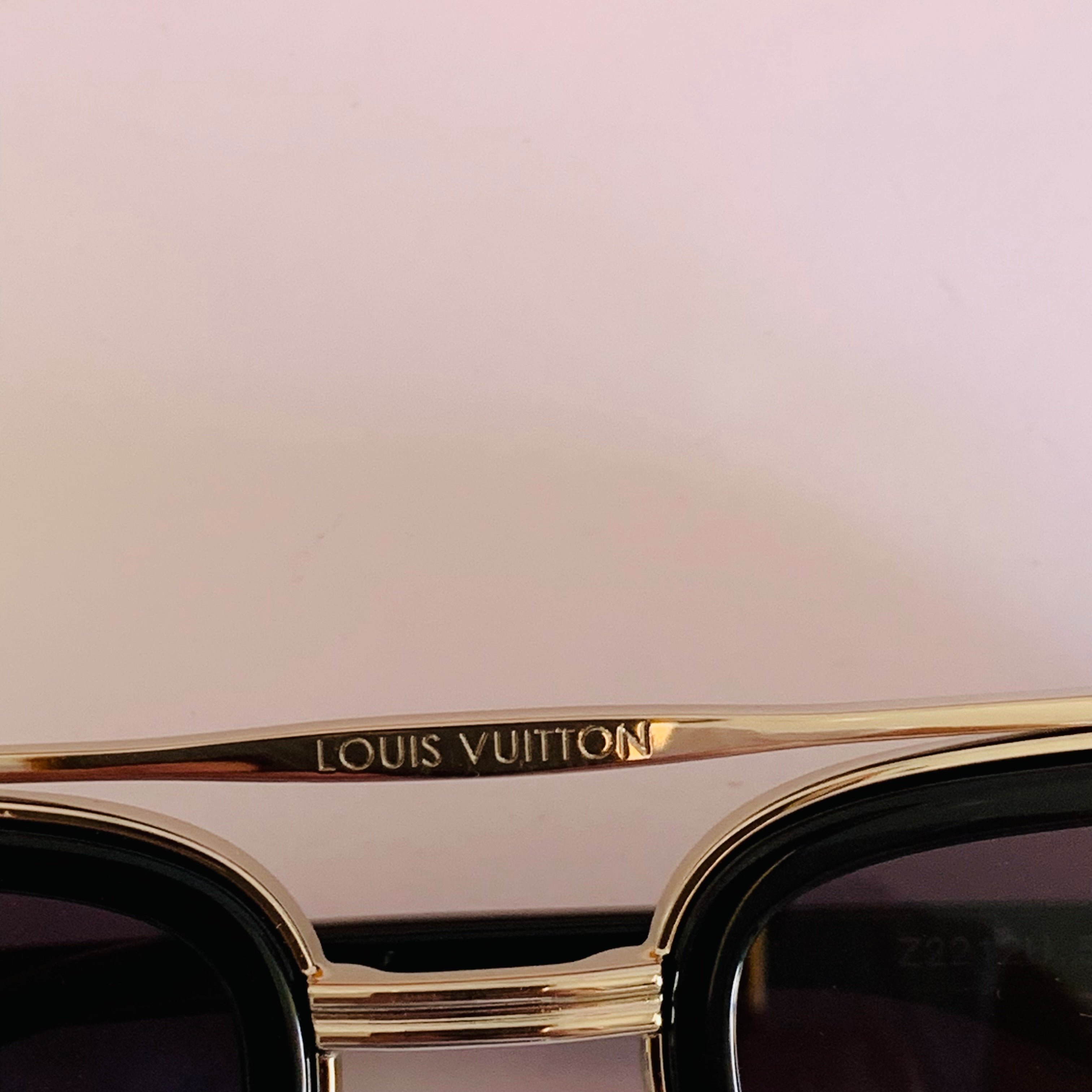 Louis Vuitton Z2212U S