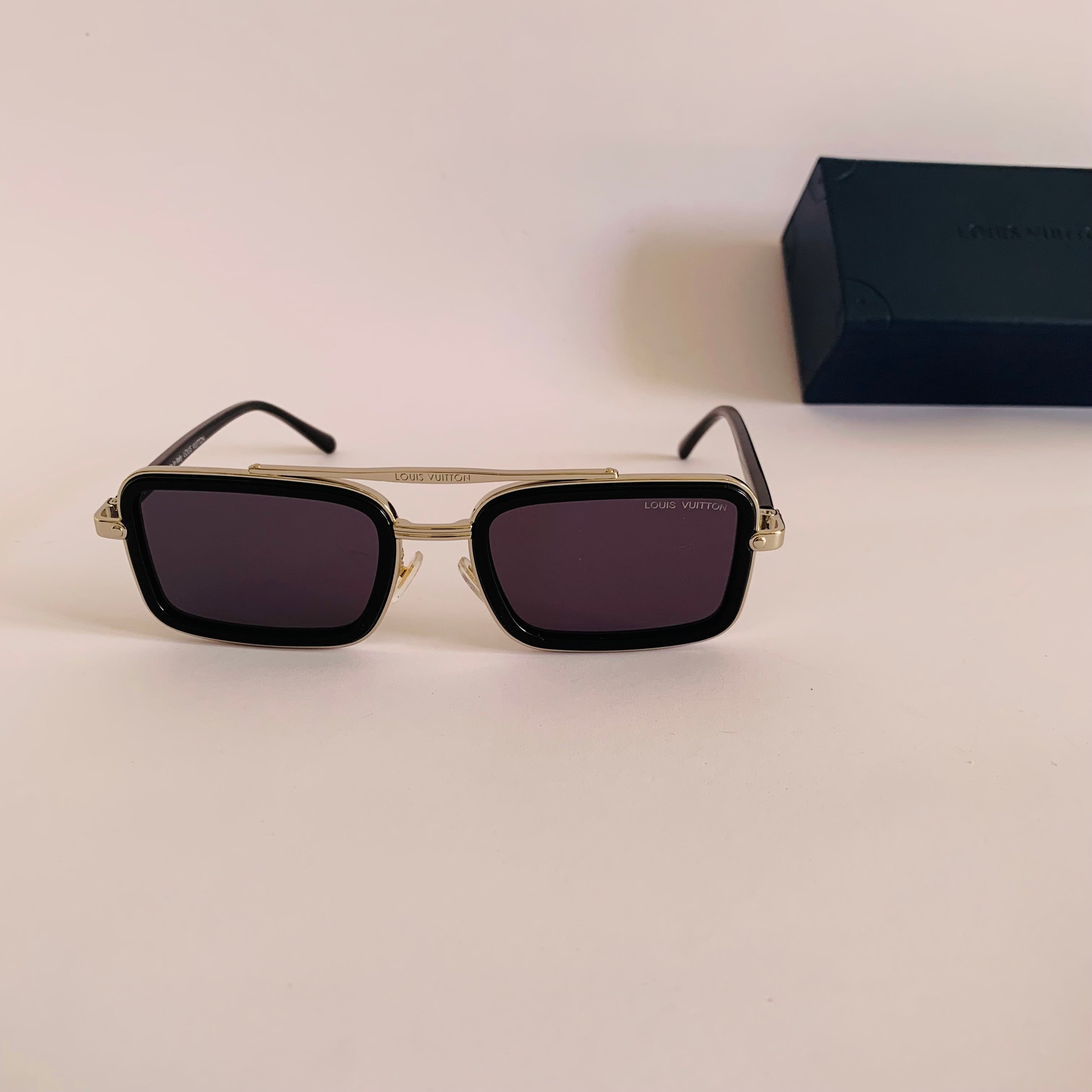 Louis Vuitton Z2212U S