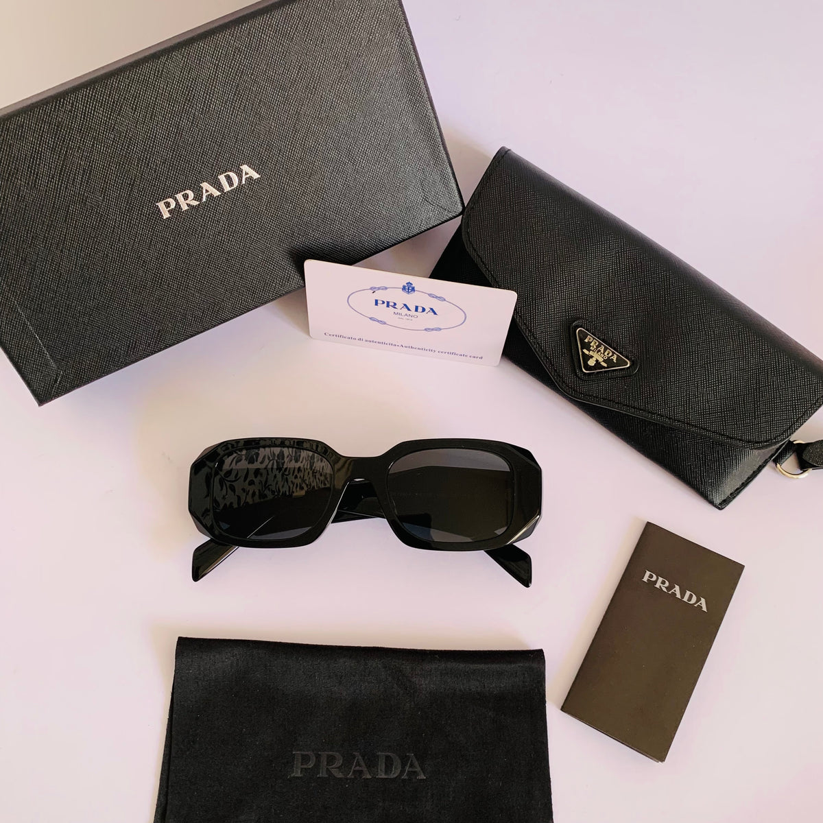 Prada SPR 17W-F