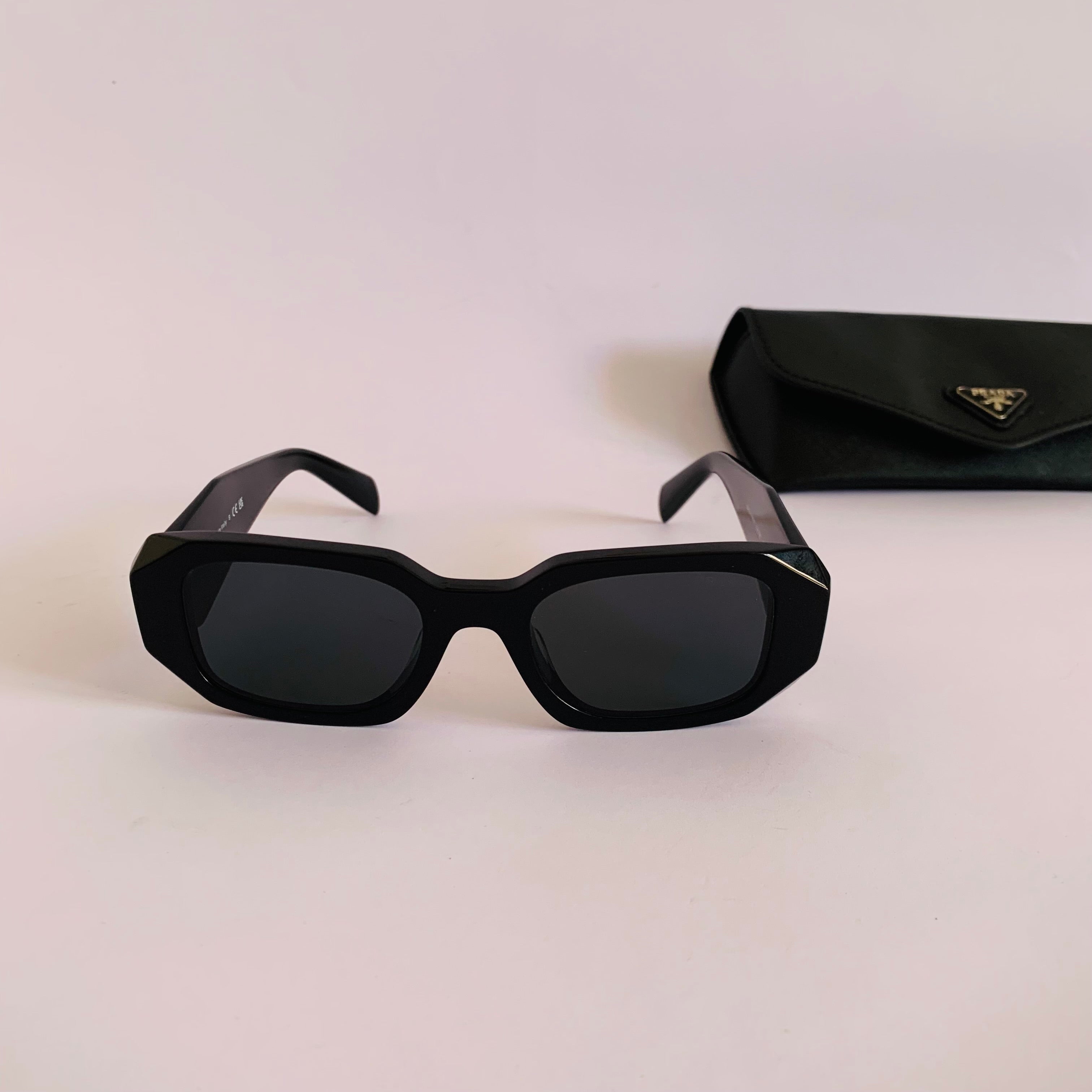 Prada SPR 17W-F