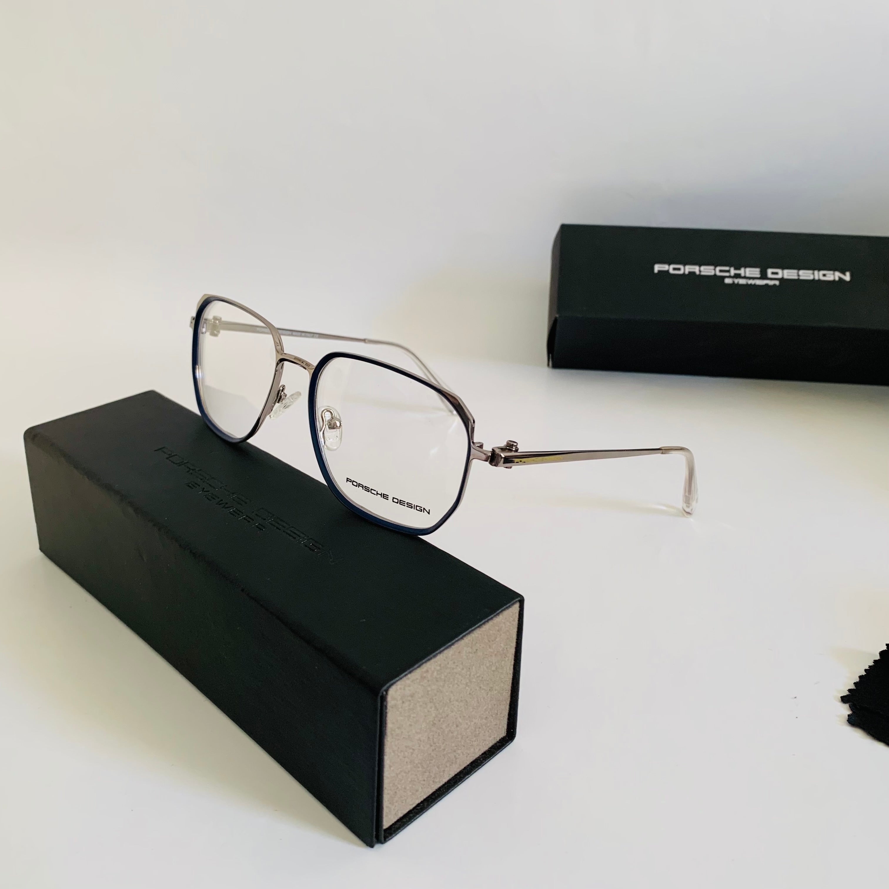 Porsche Design L11129 opt