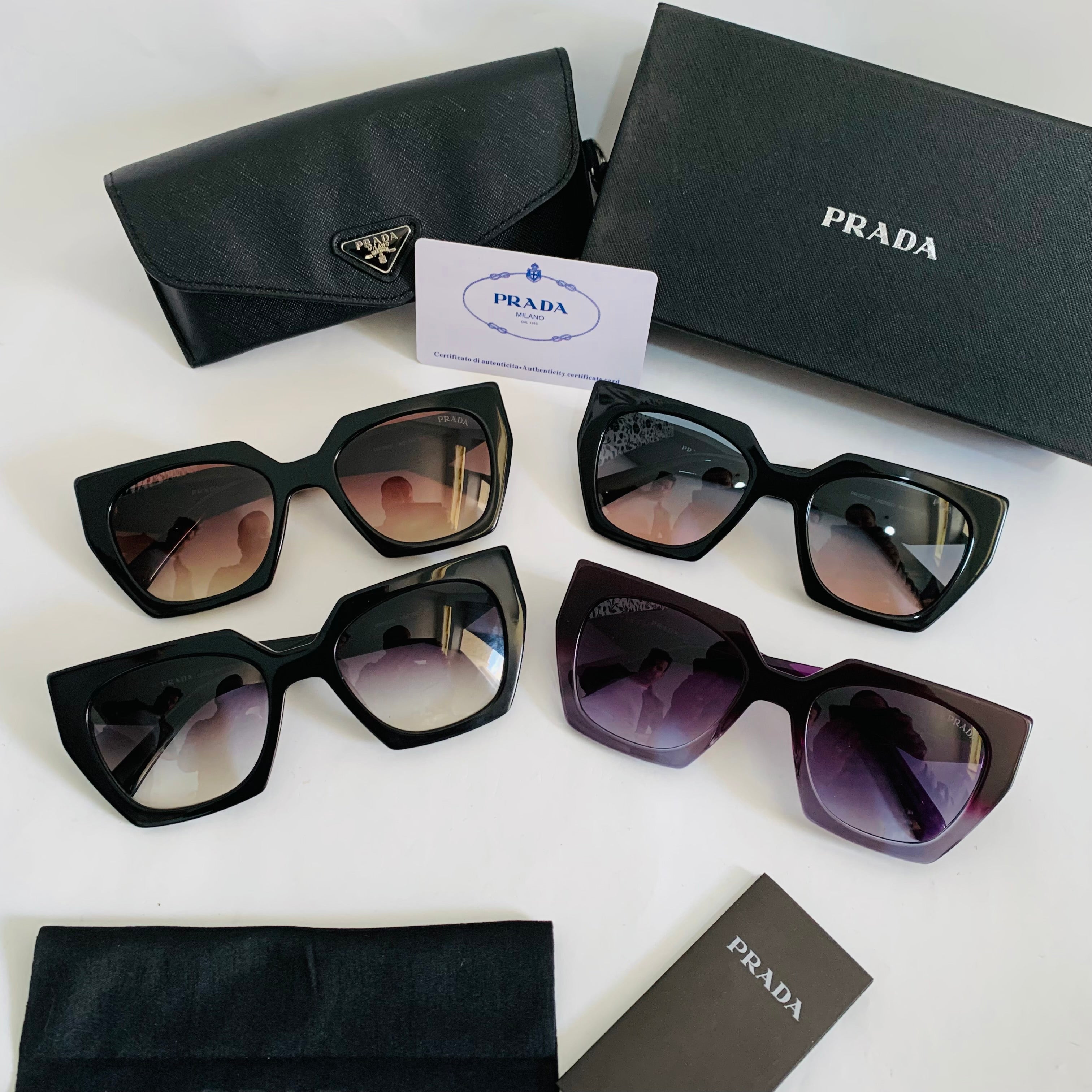 Prada PR15WS fm