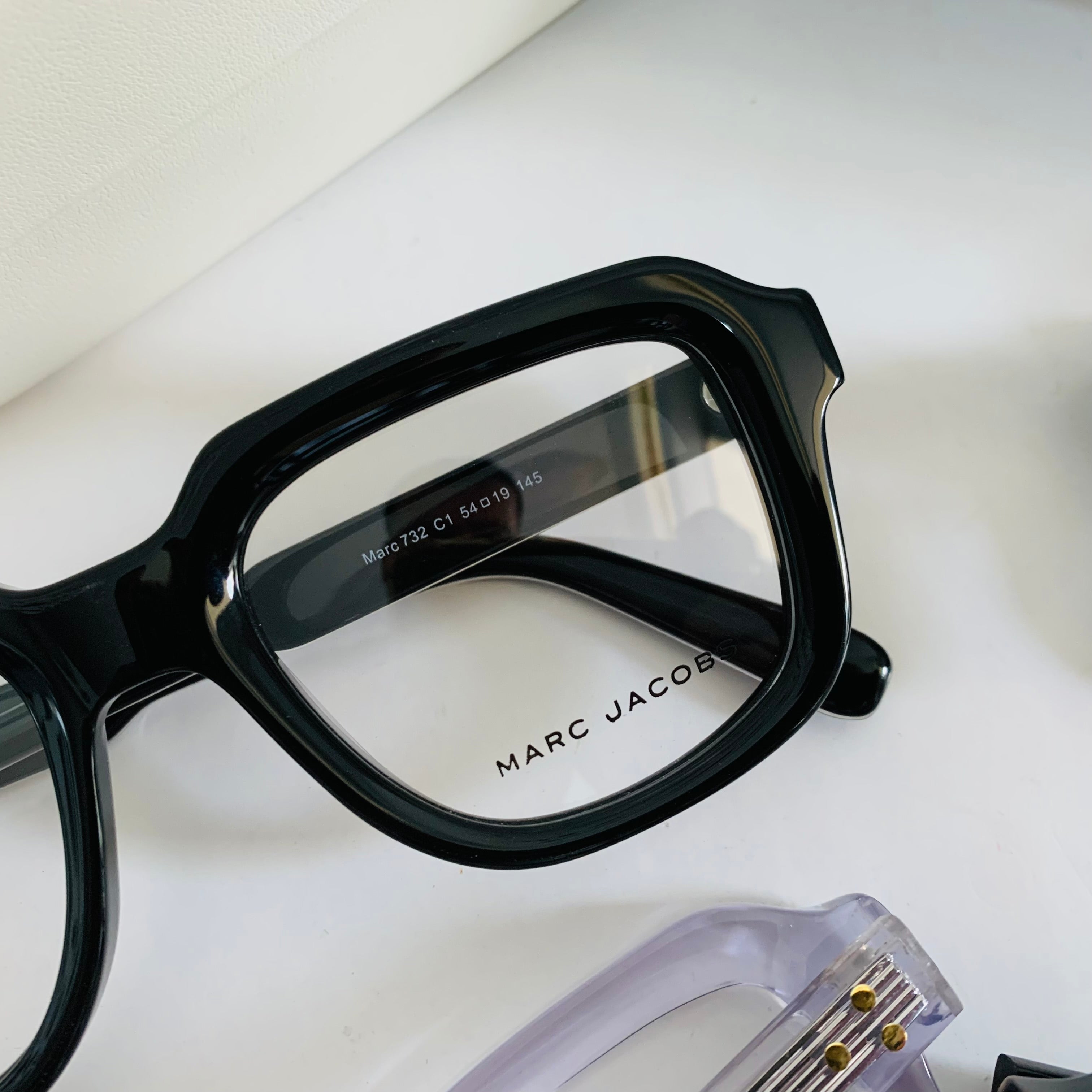 Marc Jacob Marc732 opt