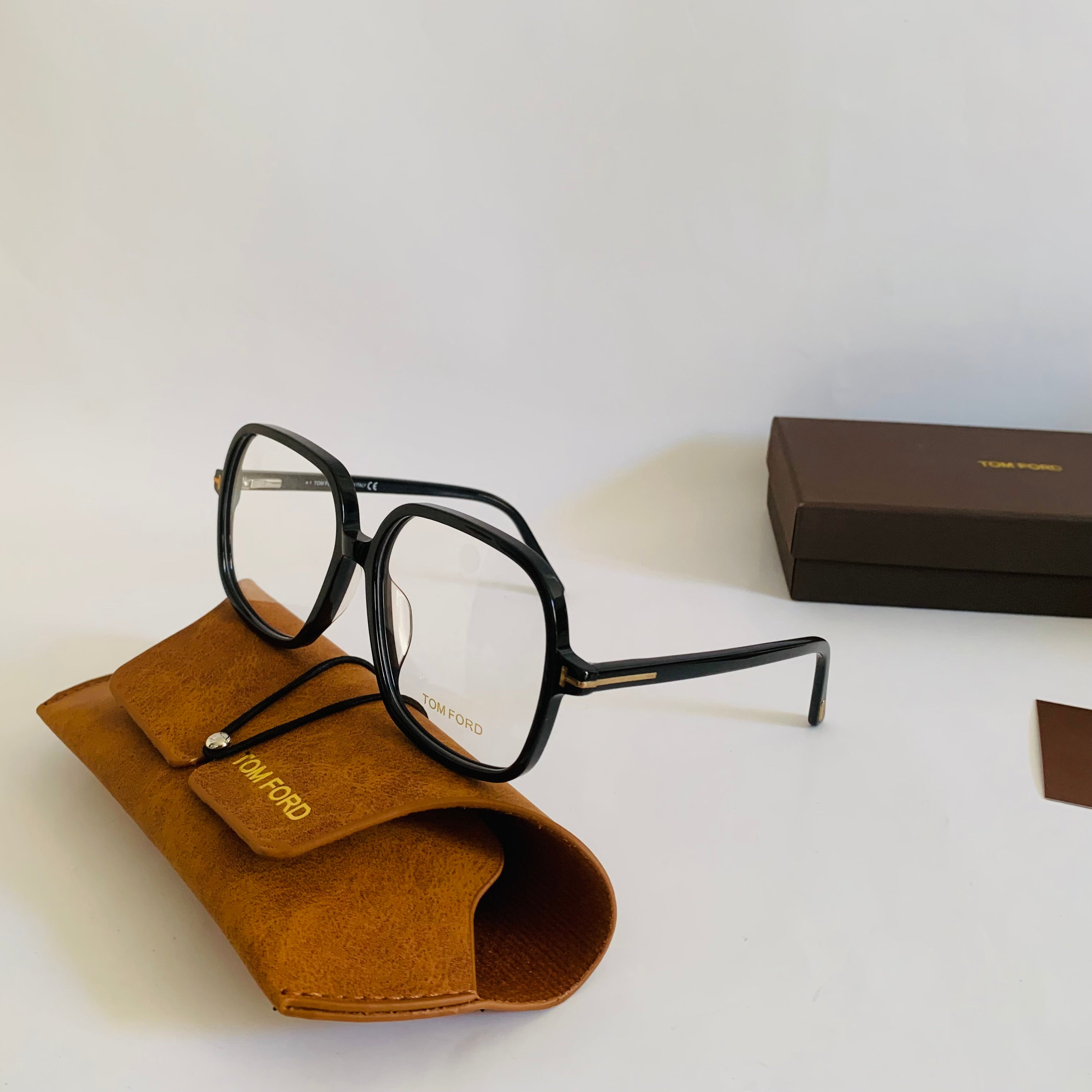 Tom Ford TF5764-B