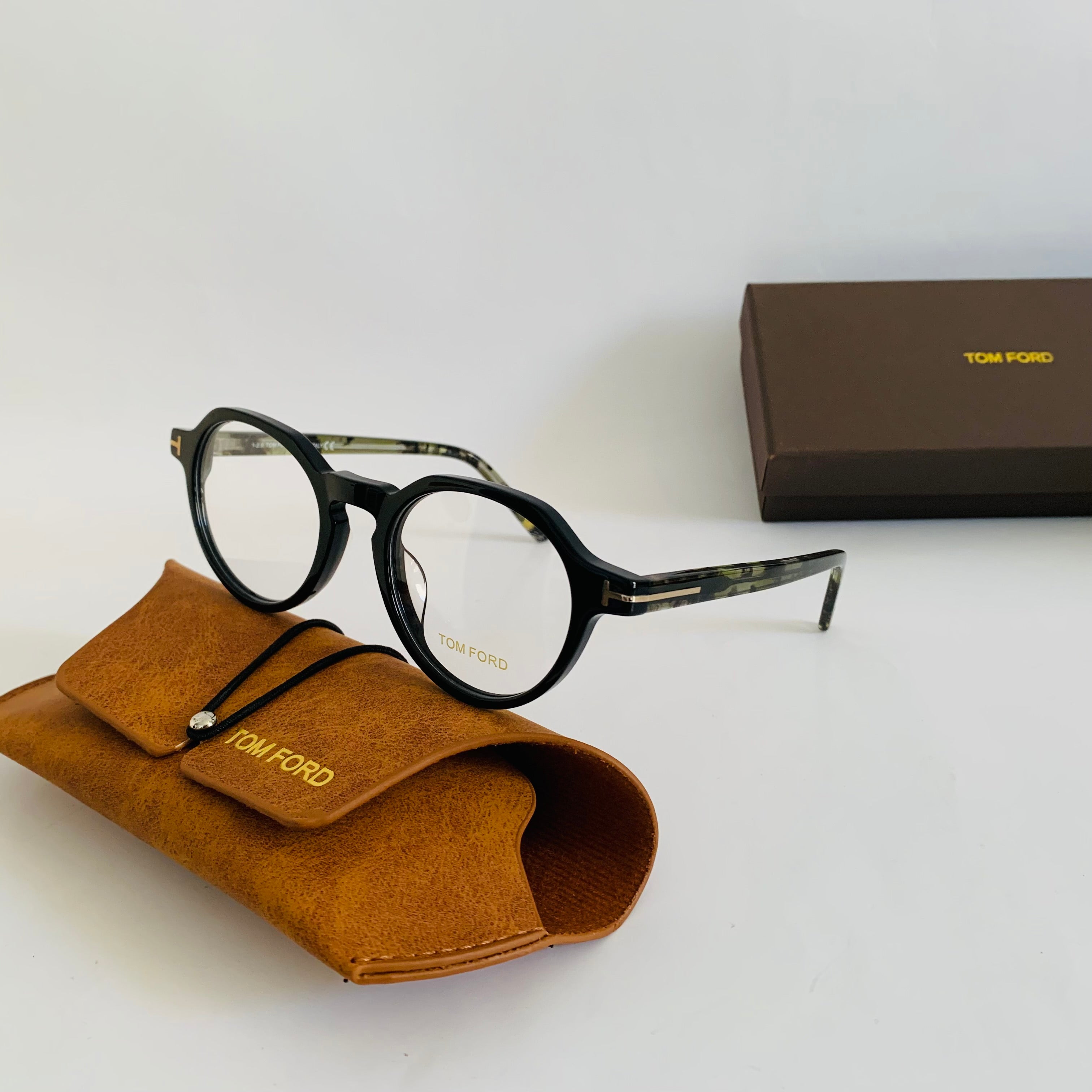 Tom Ford TF5726 opt