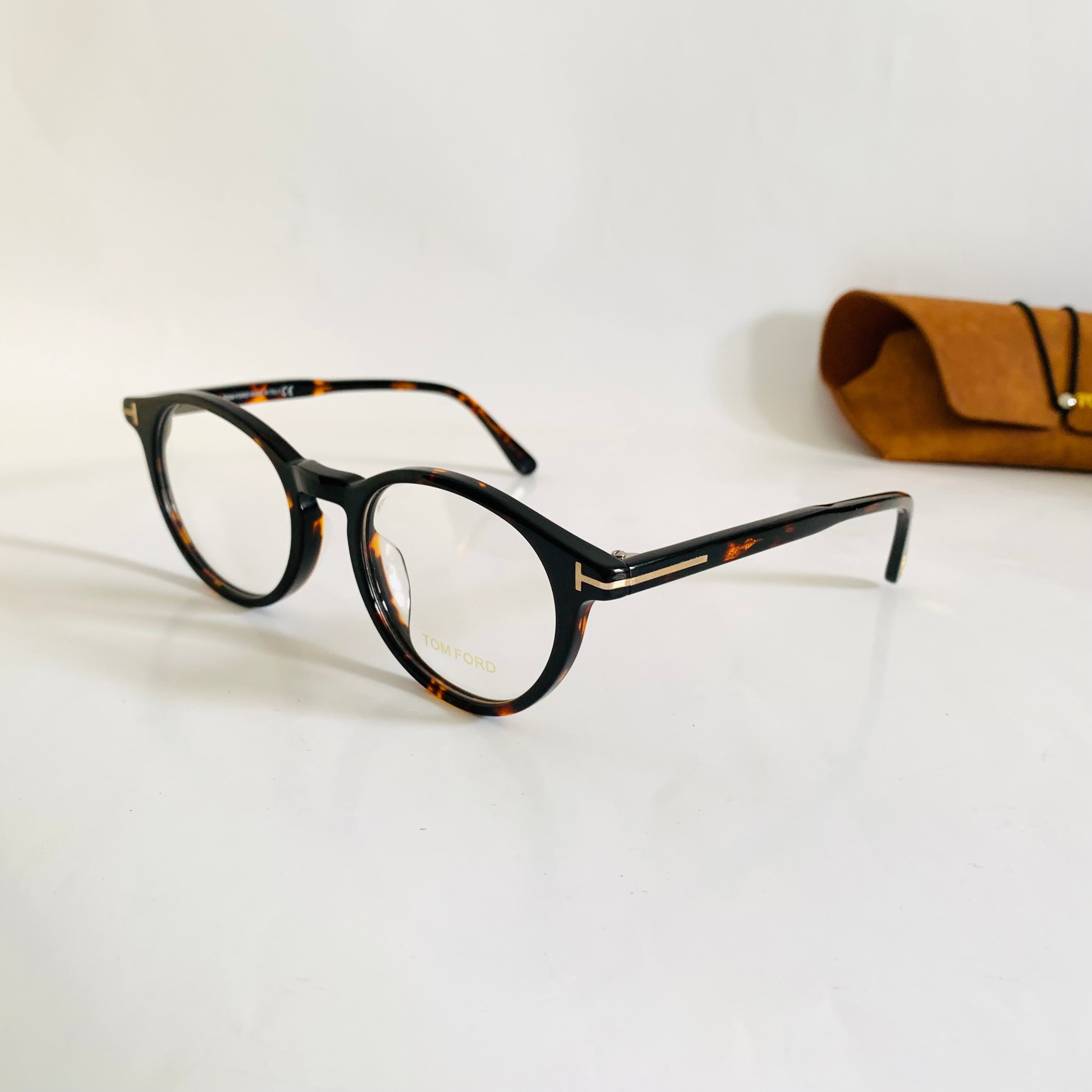 Tom Ford TF5823 opt