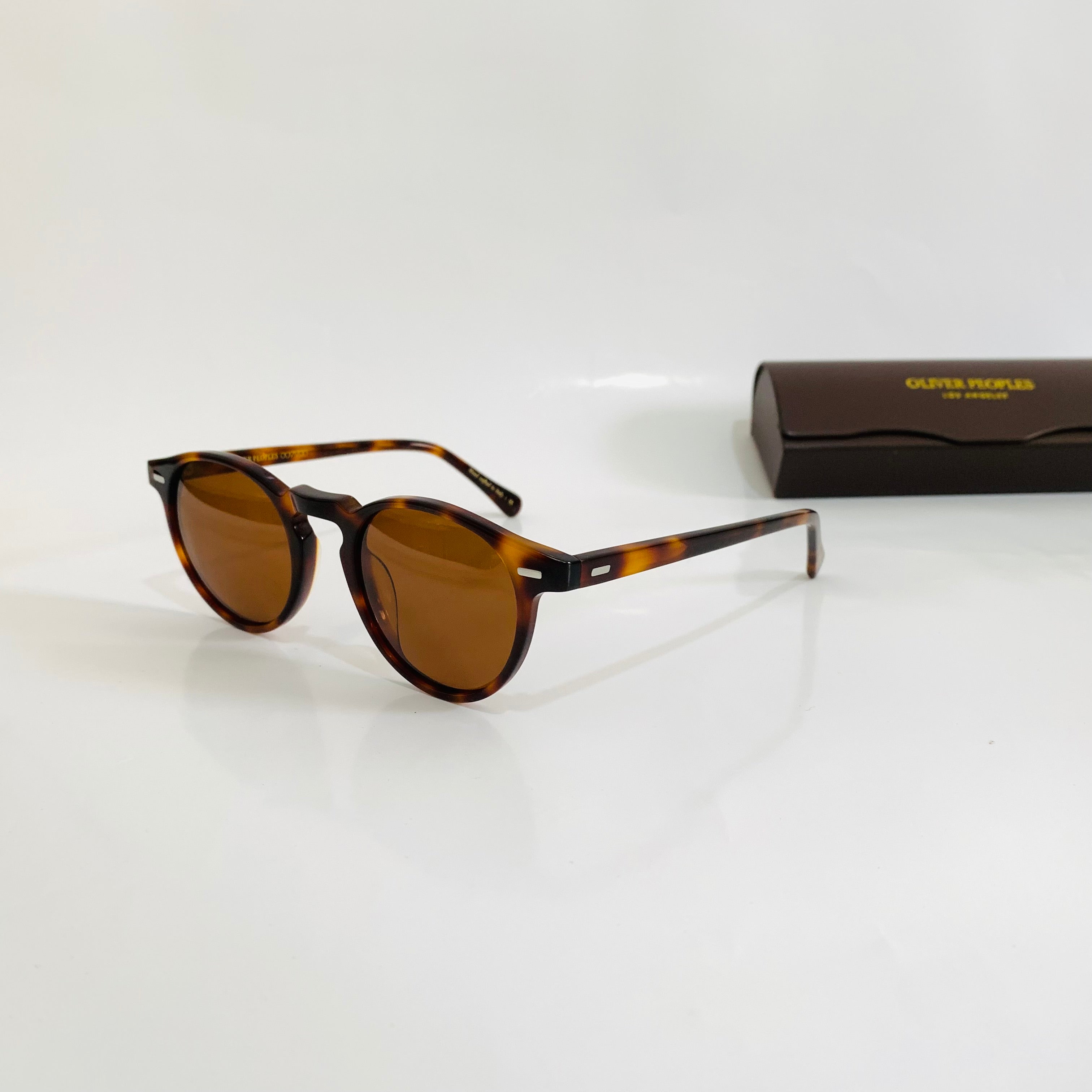 OLIVER PEOPLES -S- OV5186