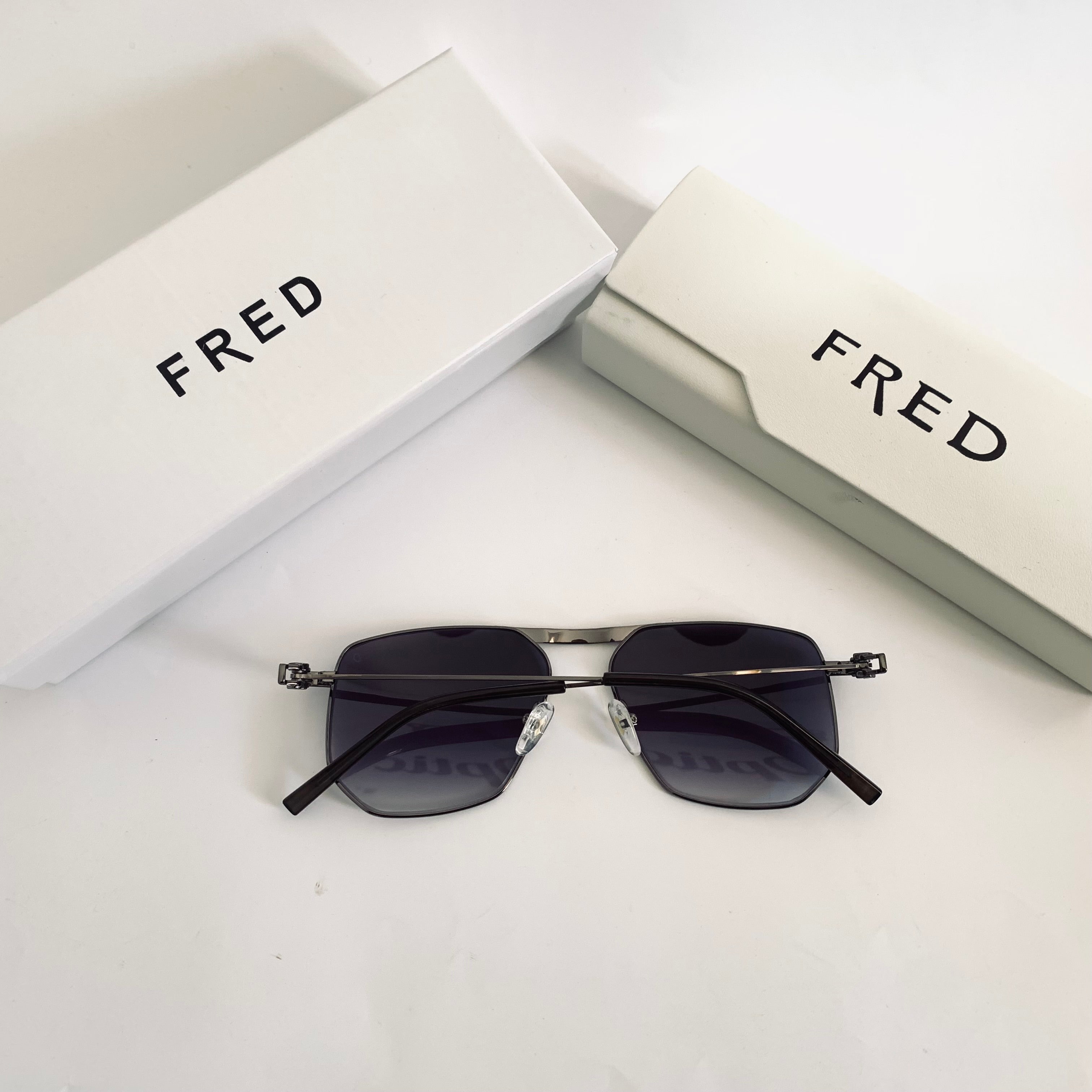 Fred 10817J S