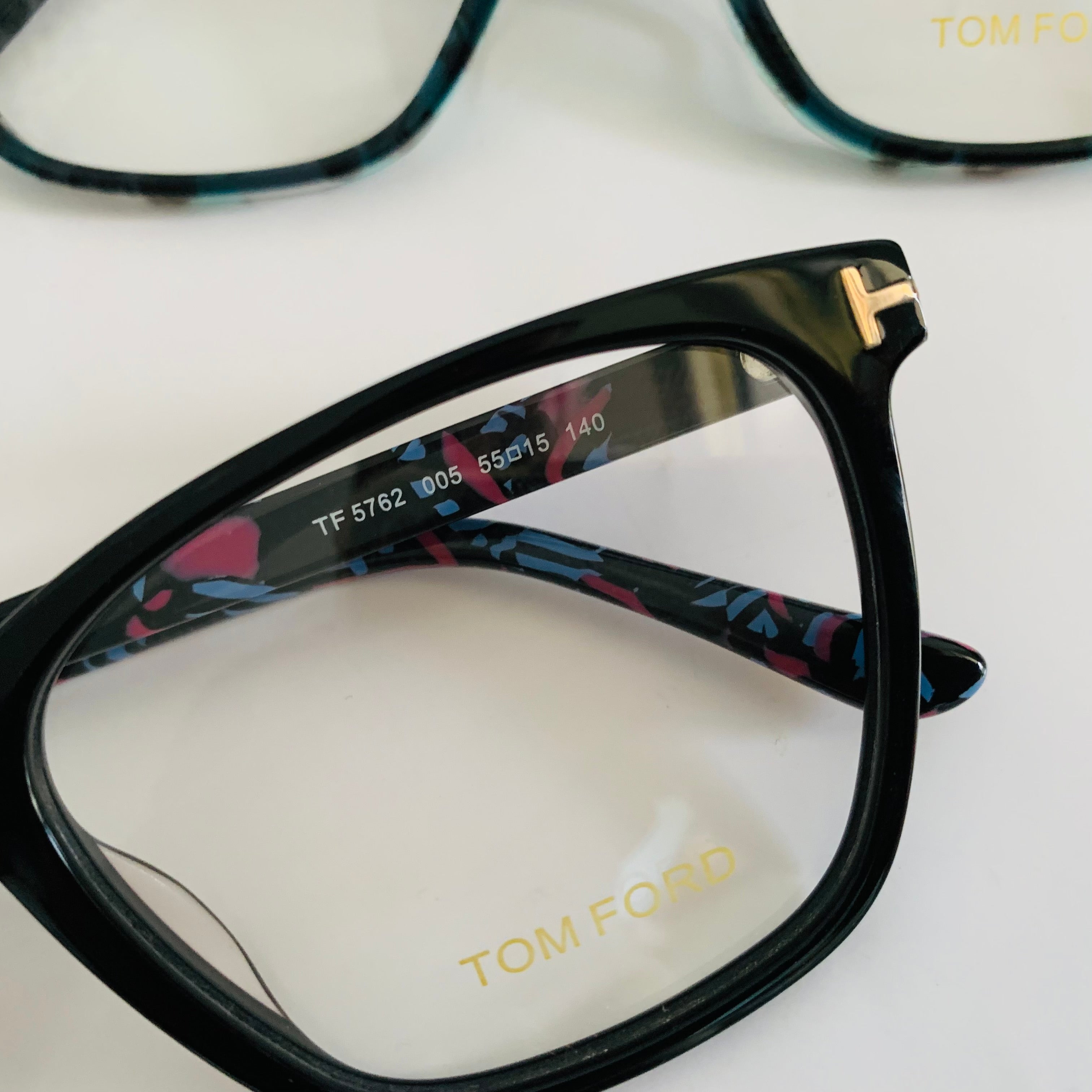 Tom Ford TF5762 fm