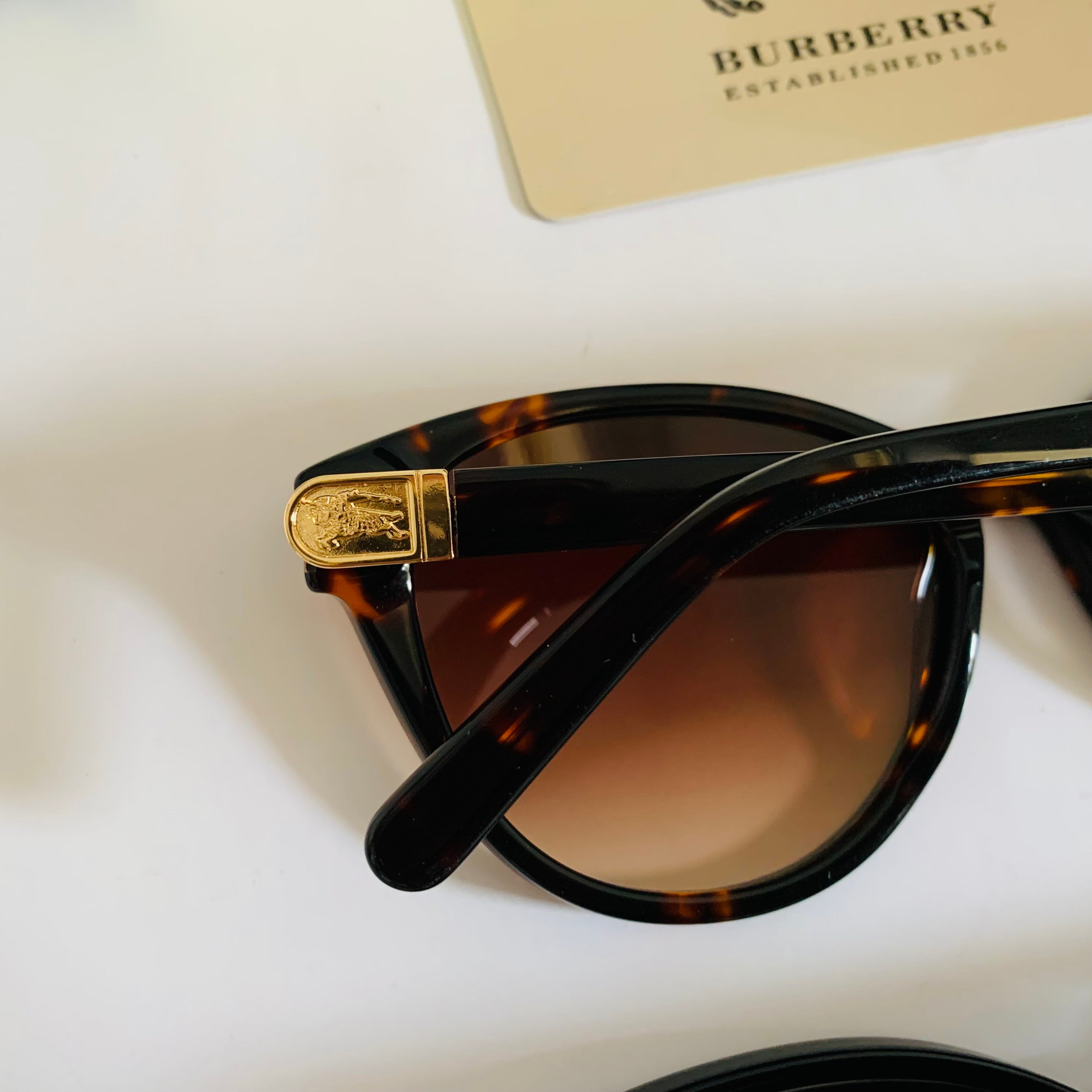 Burberry BE2468 S fm