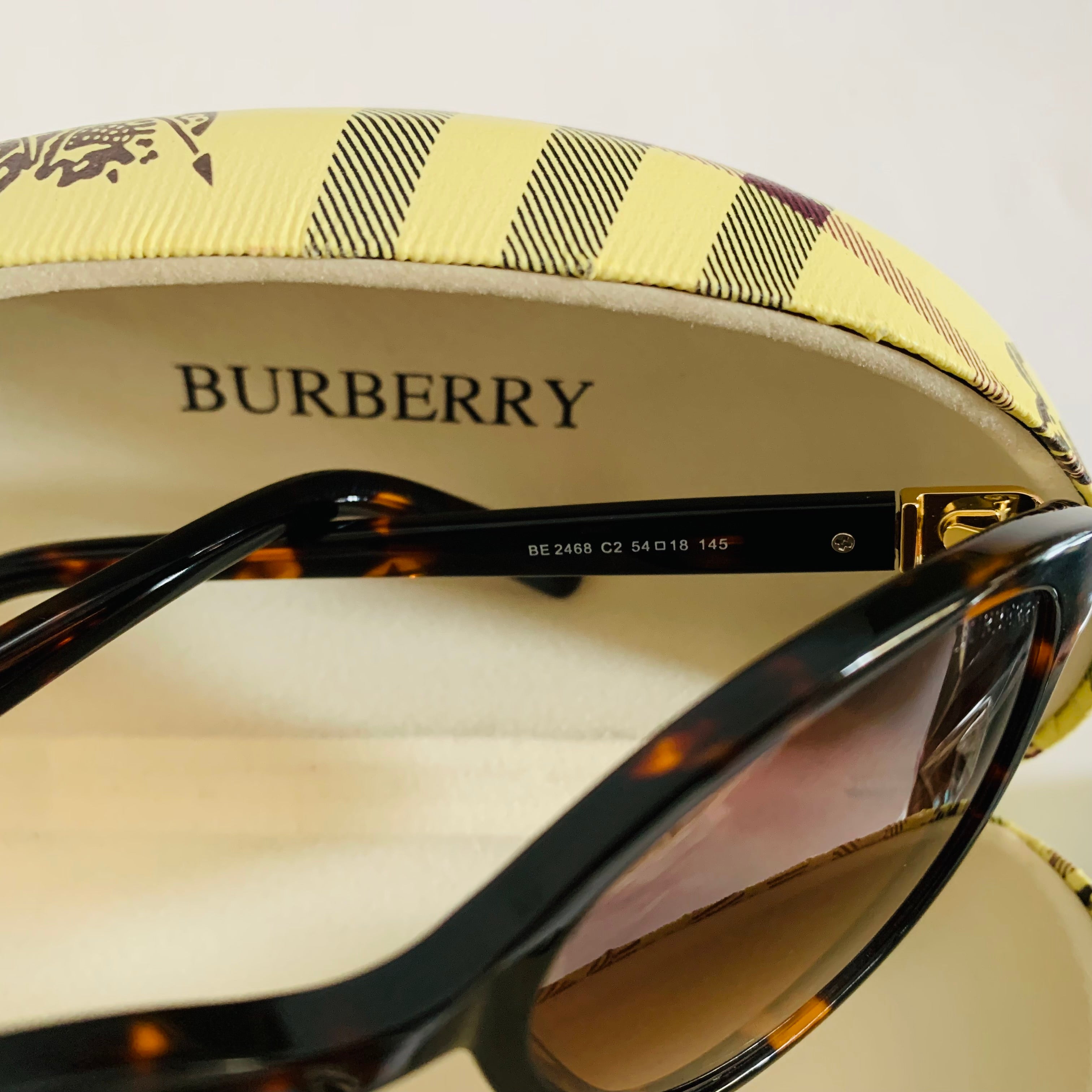 Burberry BE2468 S fm