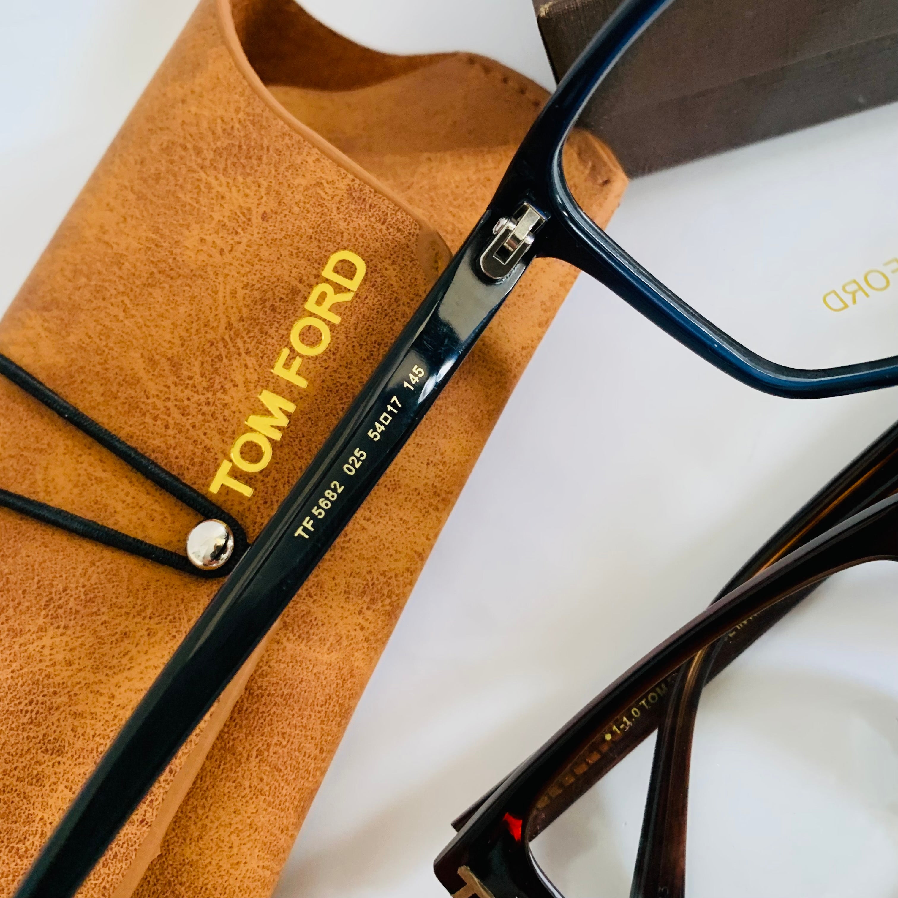 Tom Ford TF5682