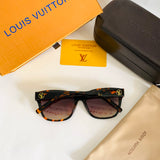 Lo-uis Vui-tton Z1094E S