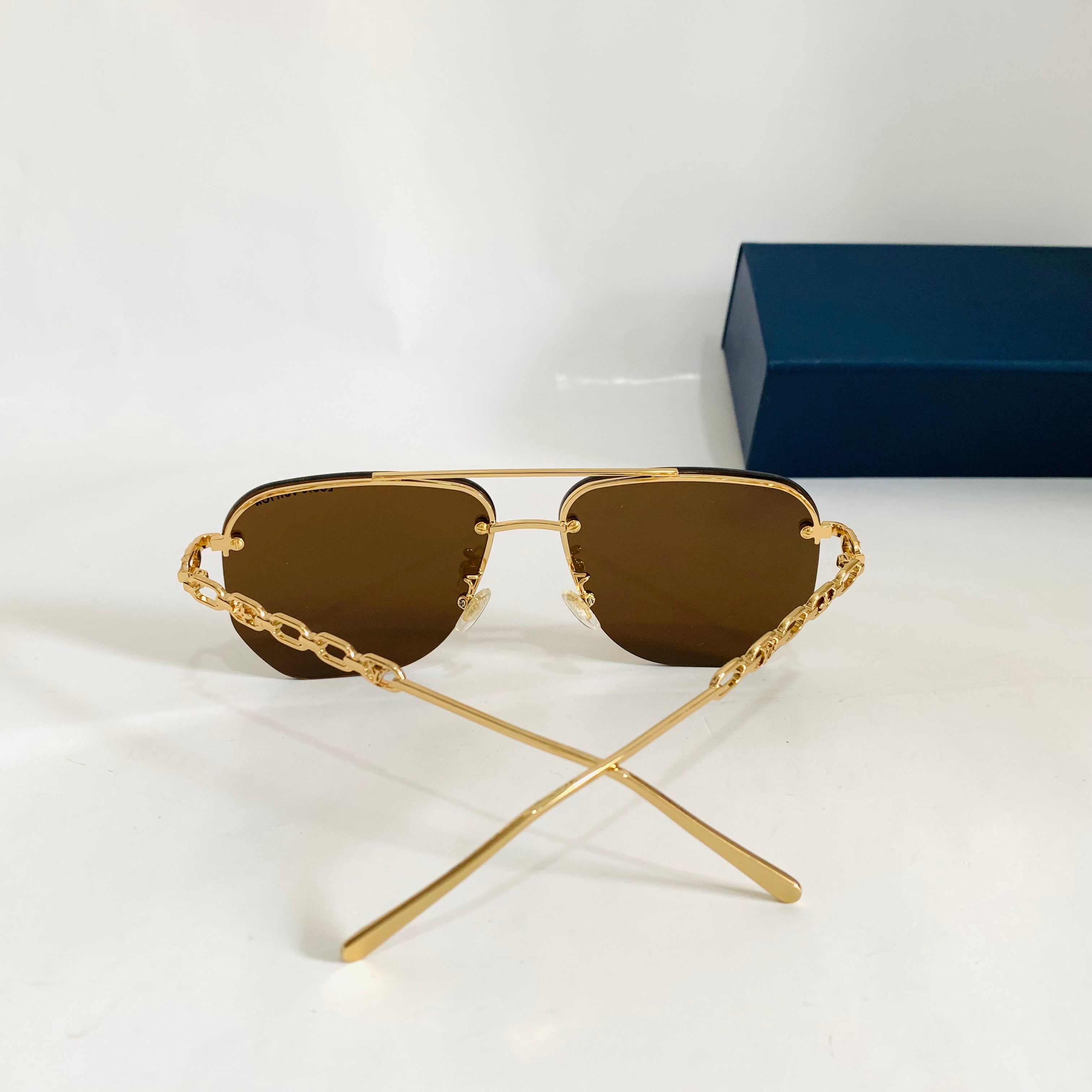 Louis Vuitton Z1538W S