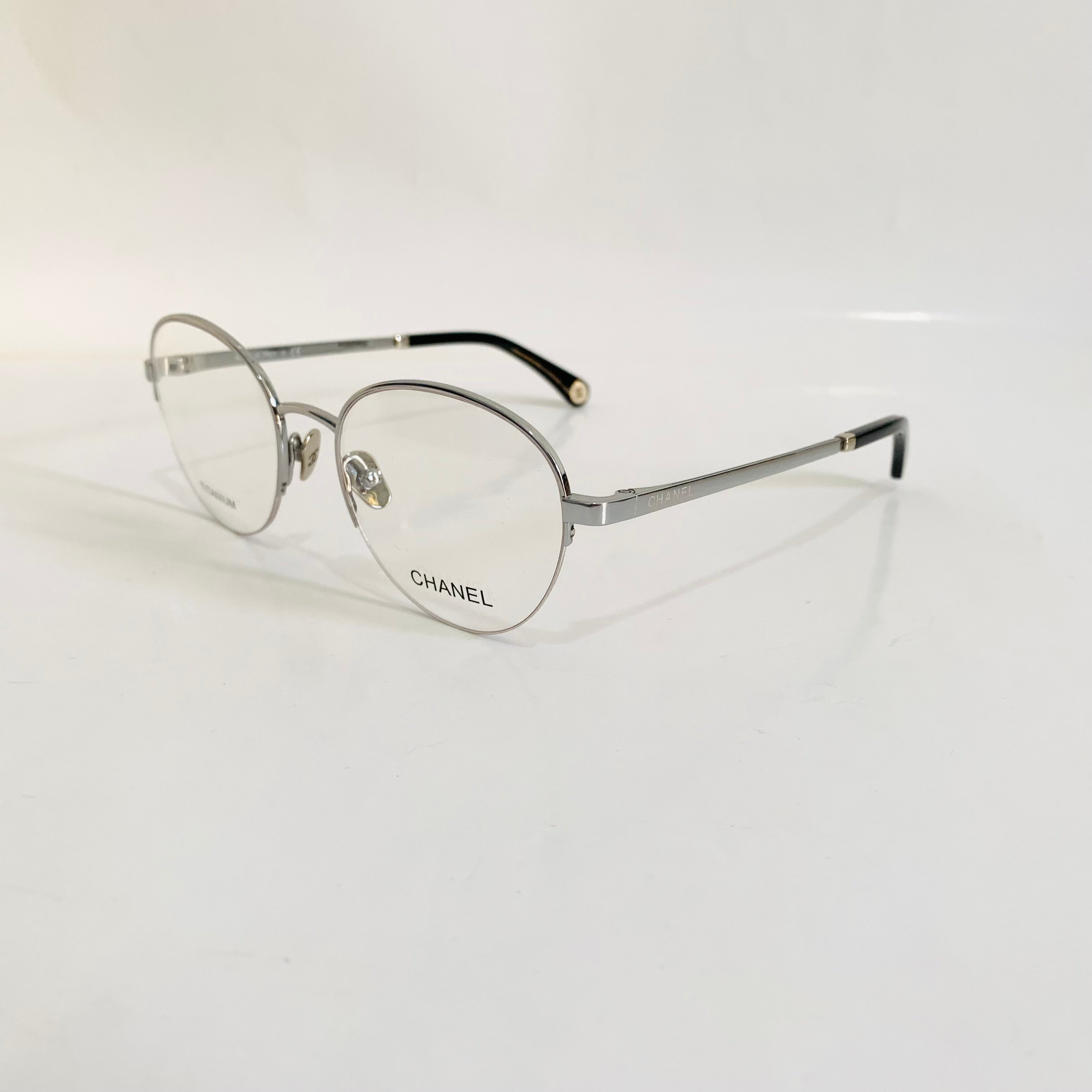 Chanel Titanium opt