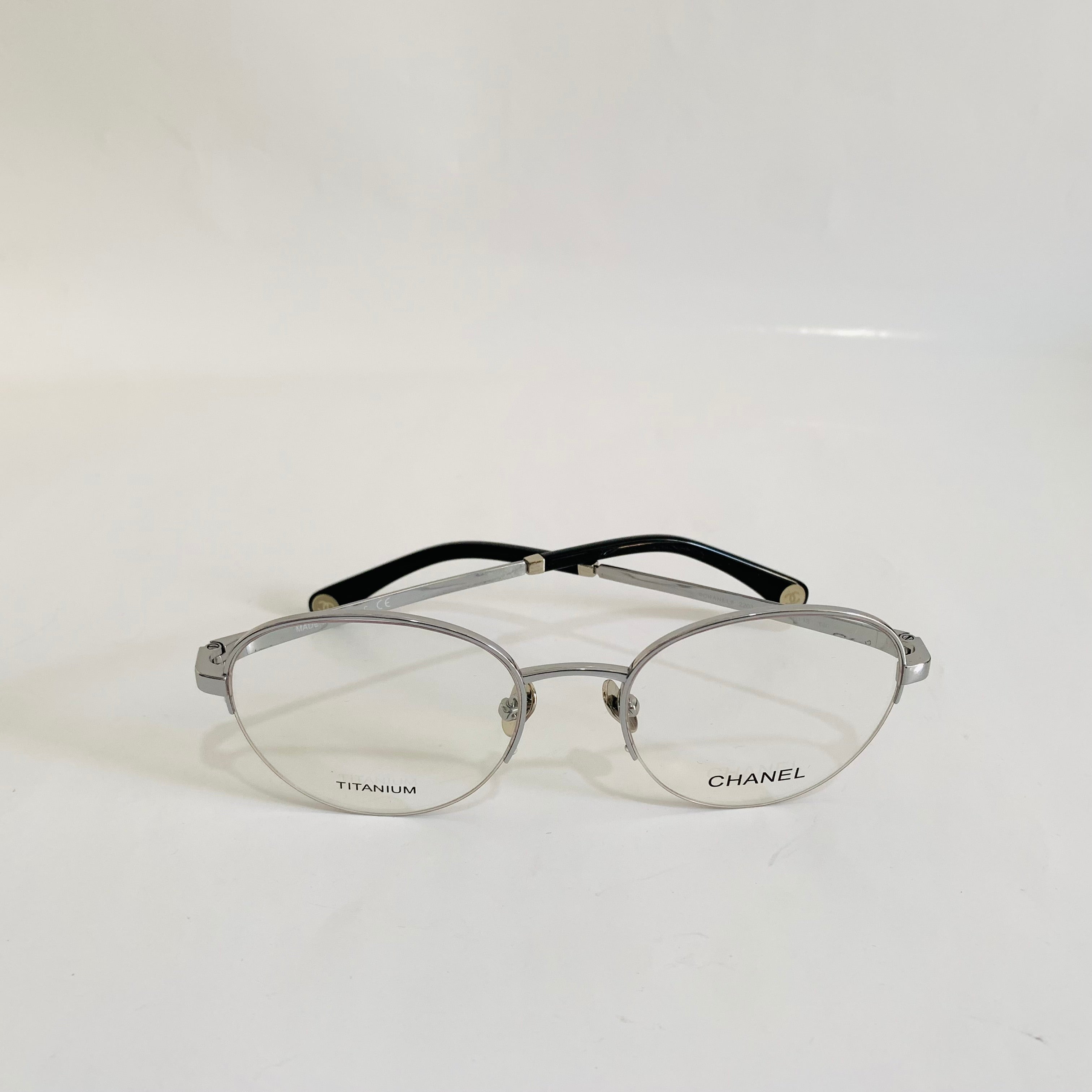 Chanel Titanium opt