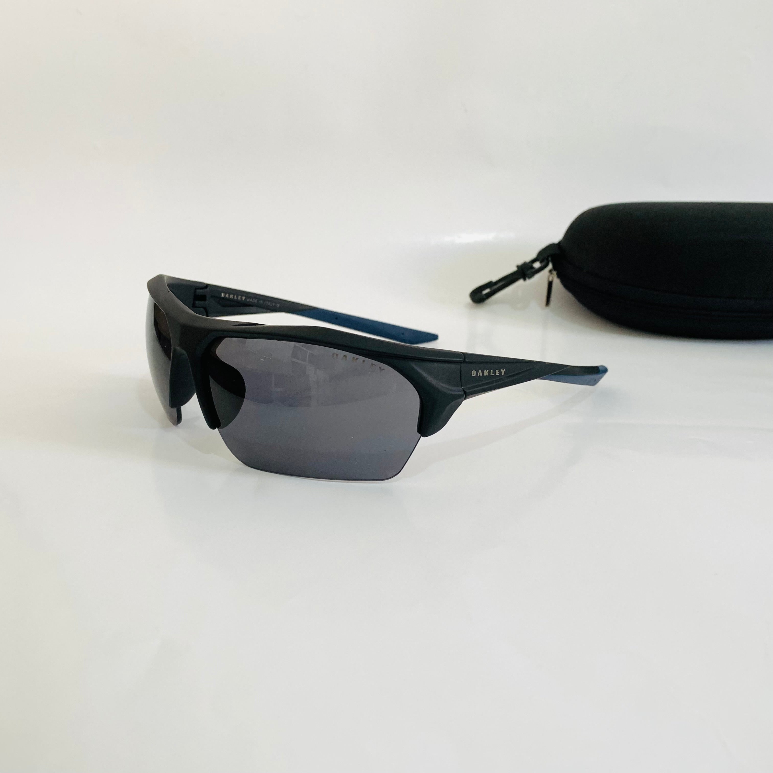Oakley OX3005