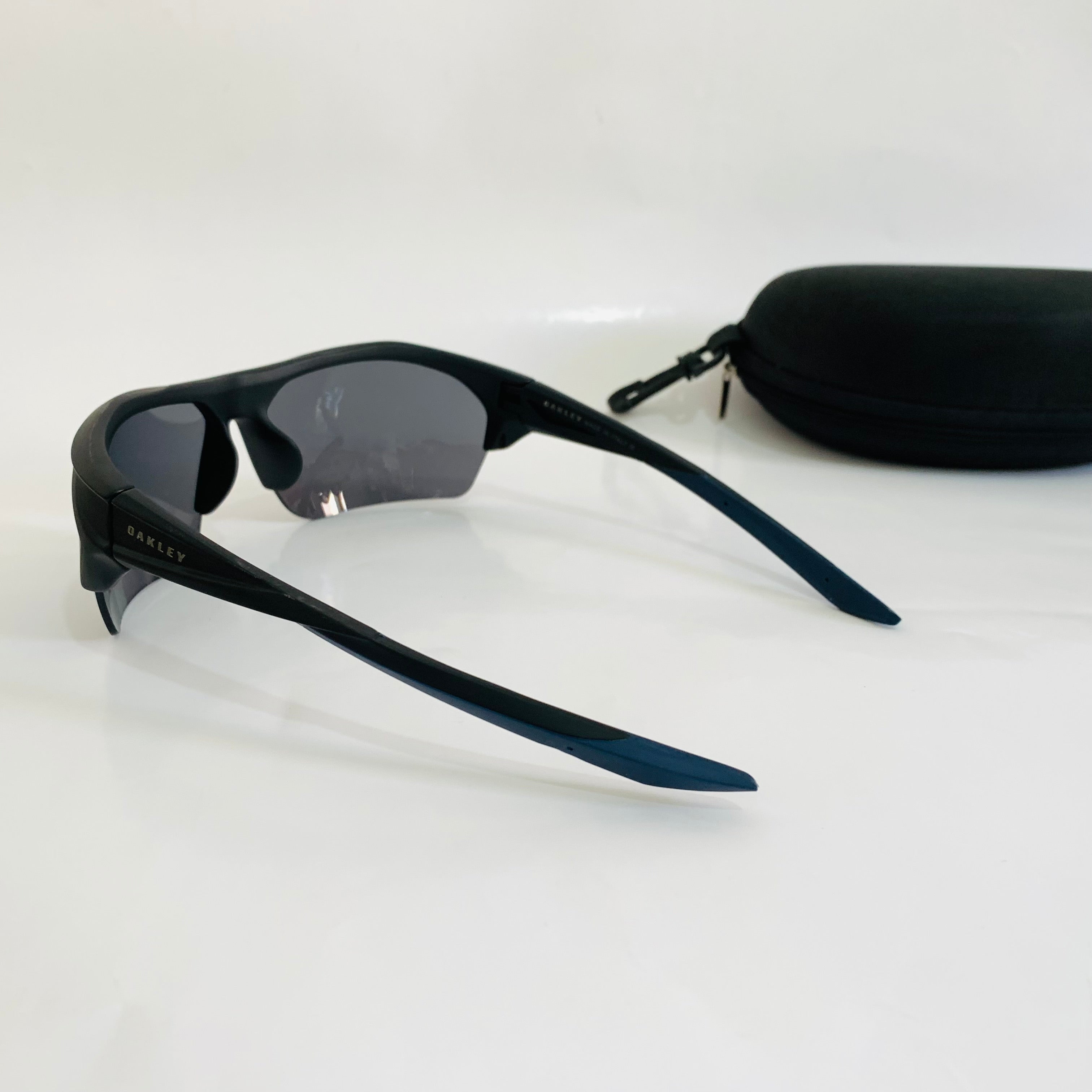 Oakley OX3005