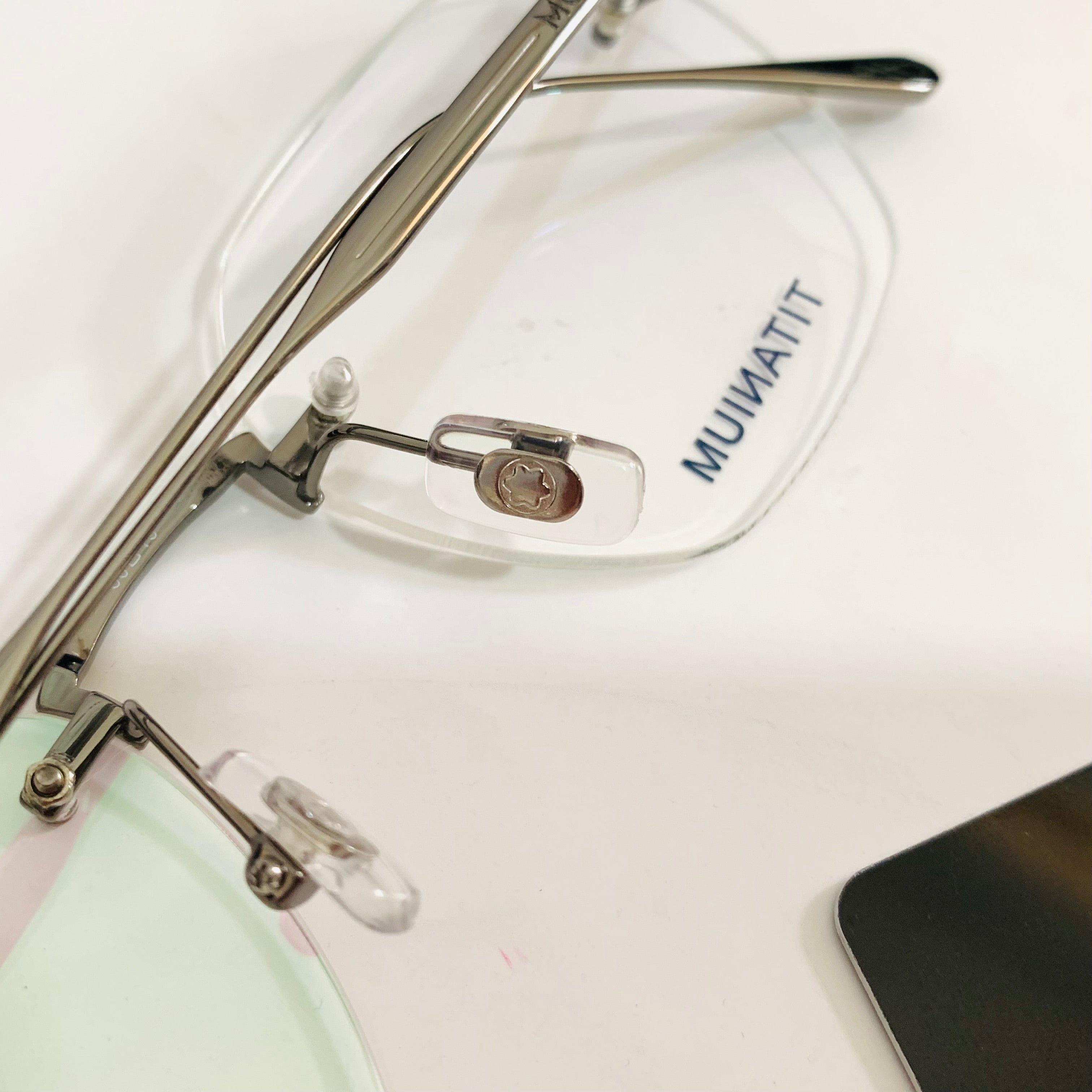 Mont Blanc MB0483OA prc Titanium