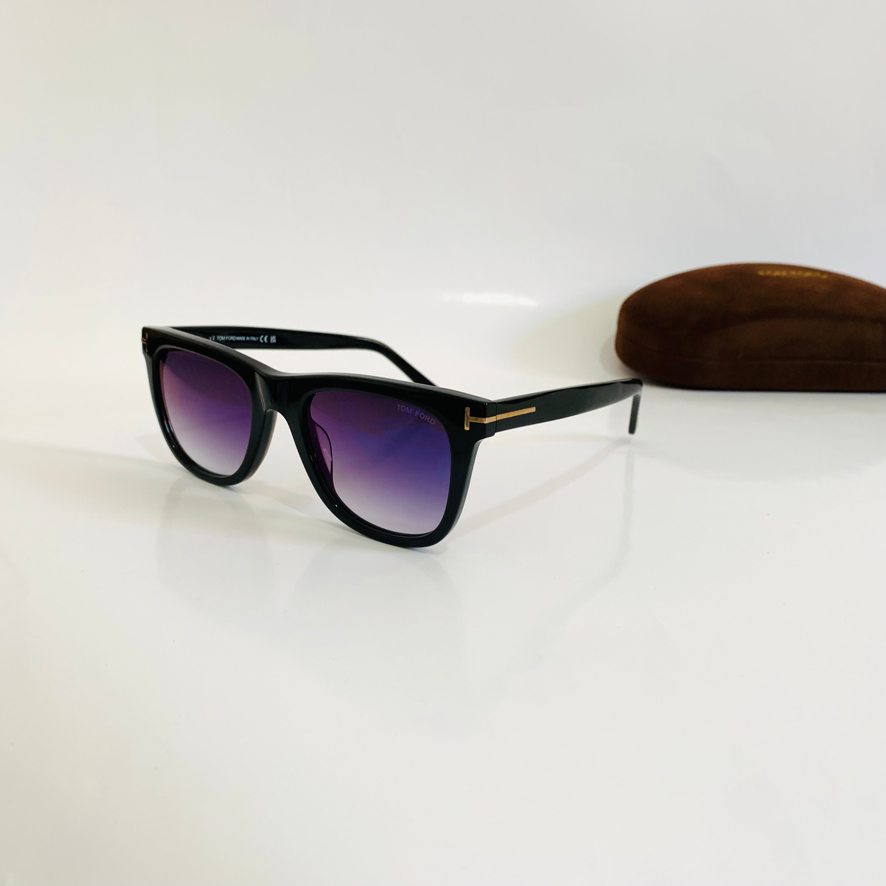 TOM FORD - Leo FT 0336