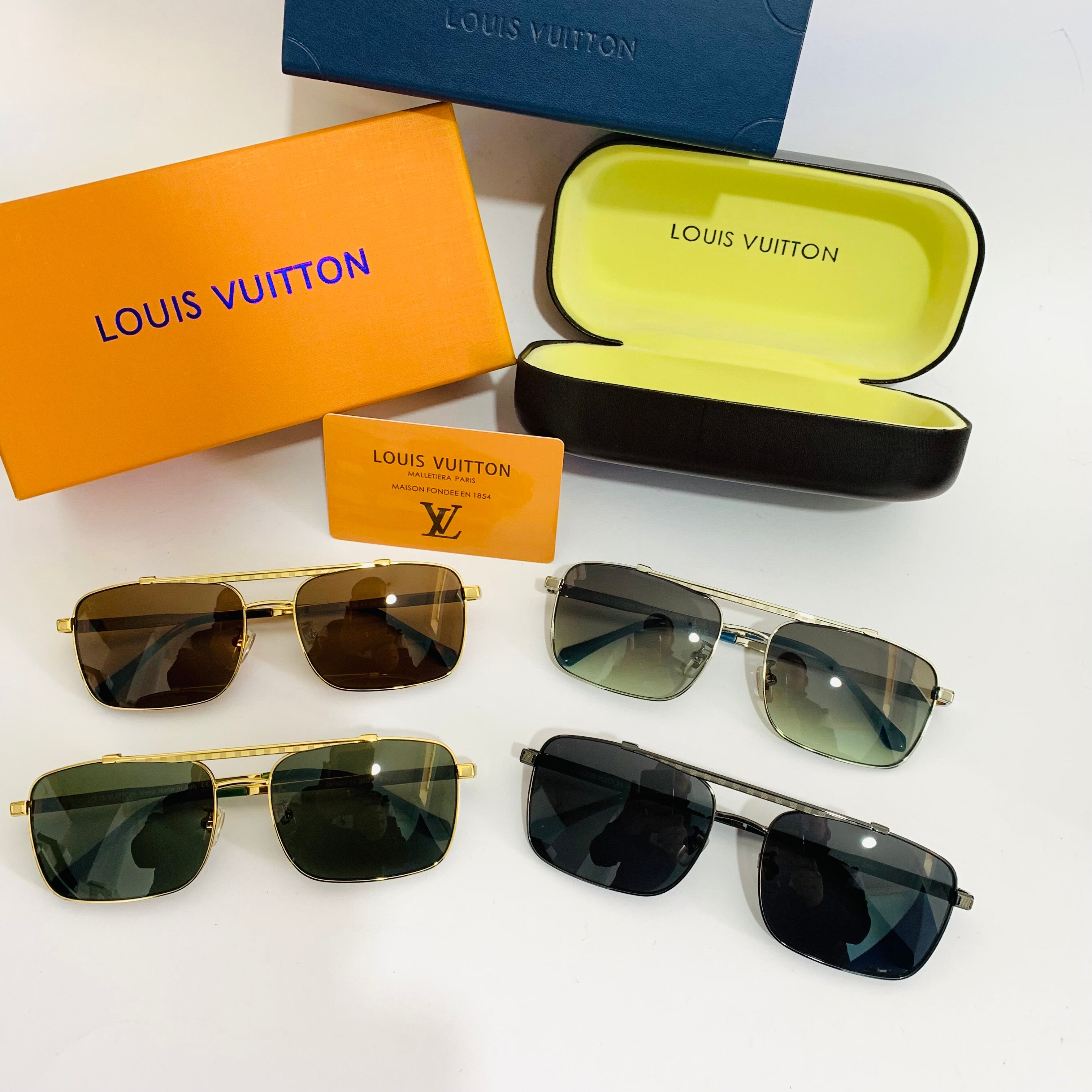 Liuis Vuitton Z6142U S