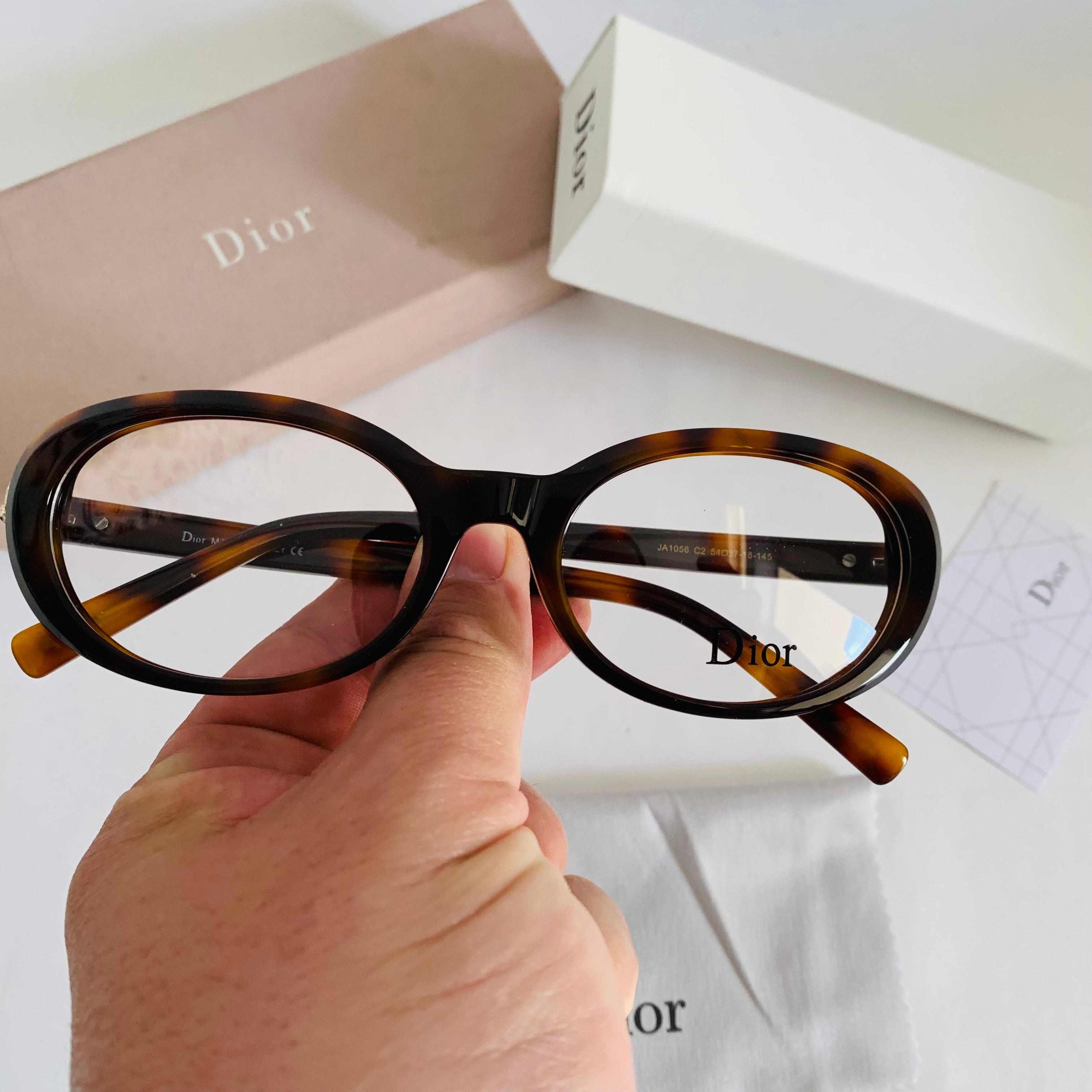 Dior JA1056 opt