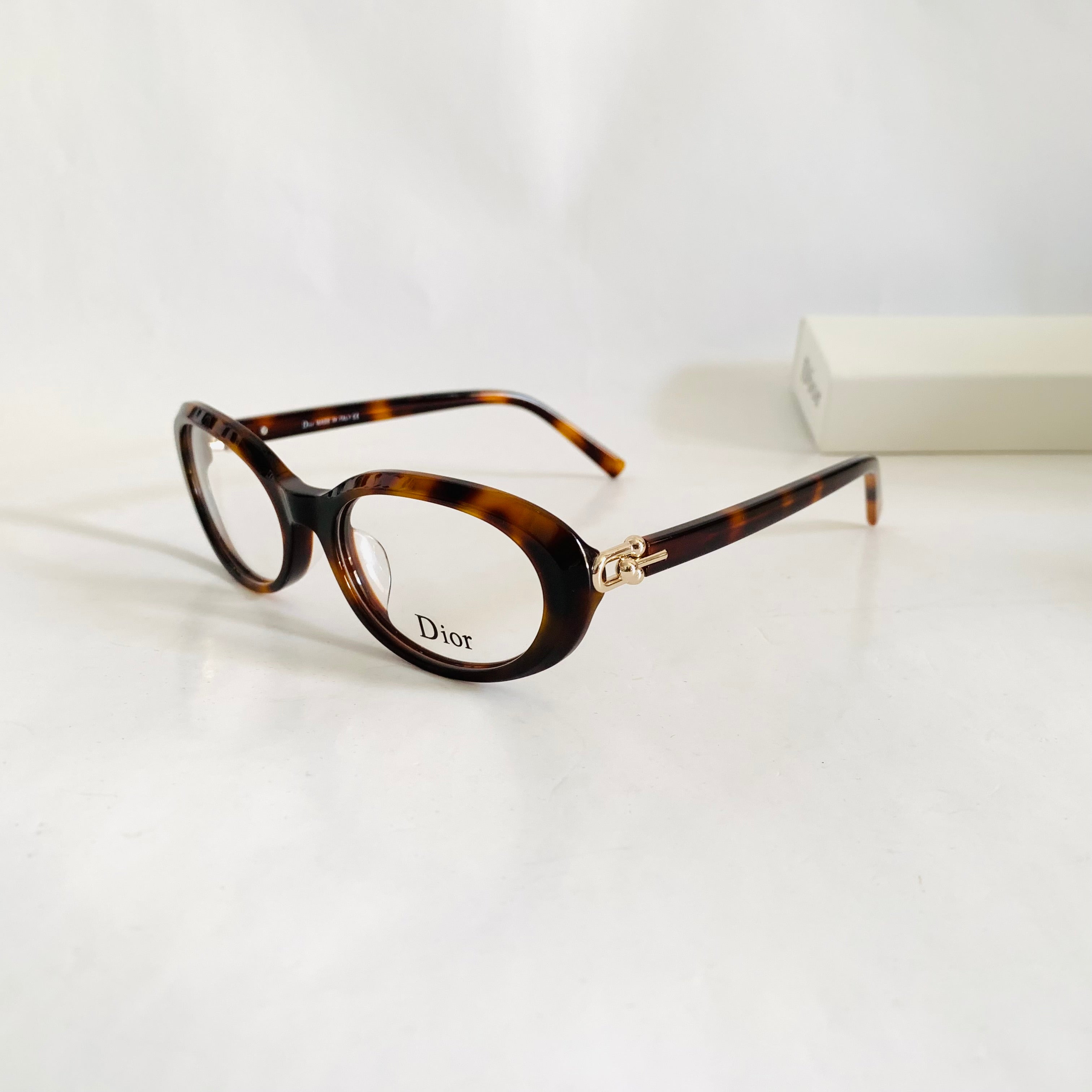 Dior JA1056 opt
