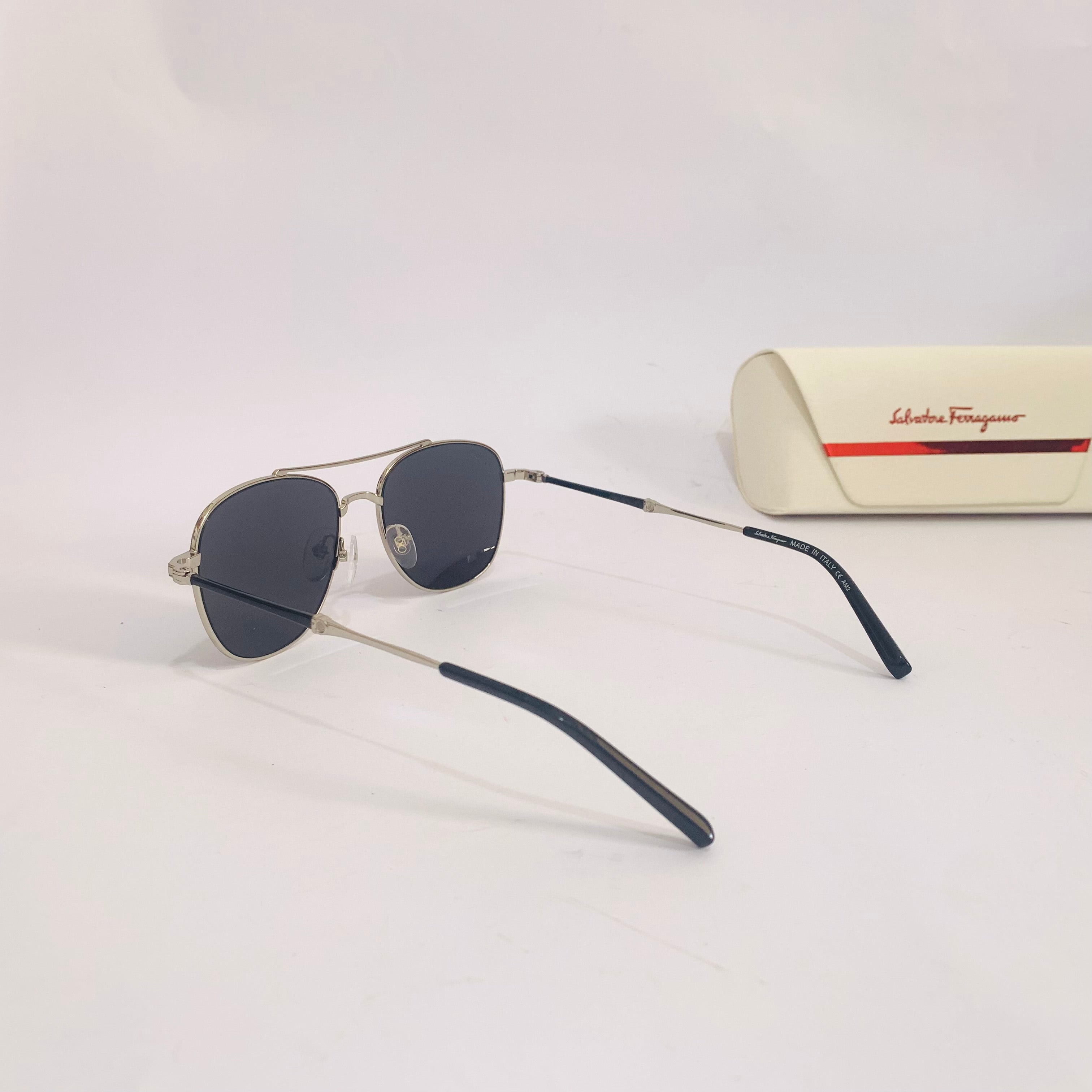 Salvatore Ferragamo SF224SP