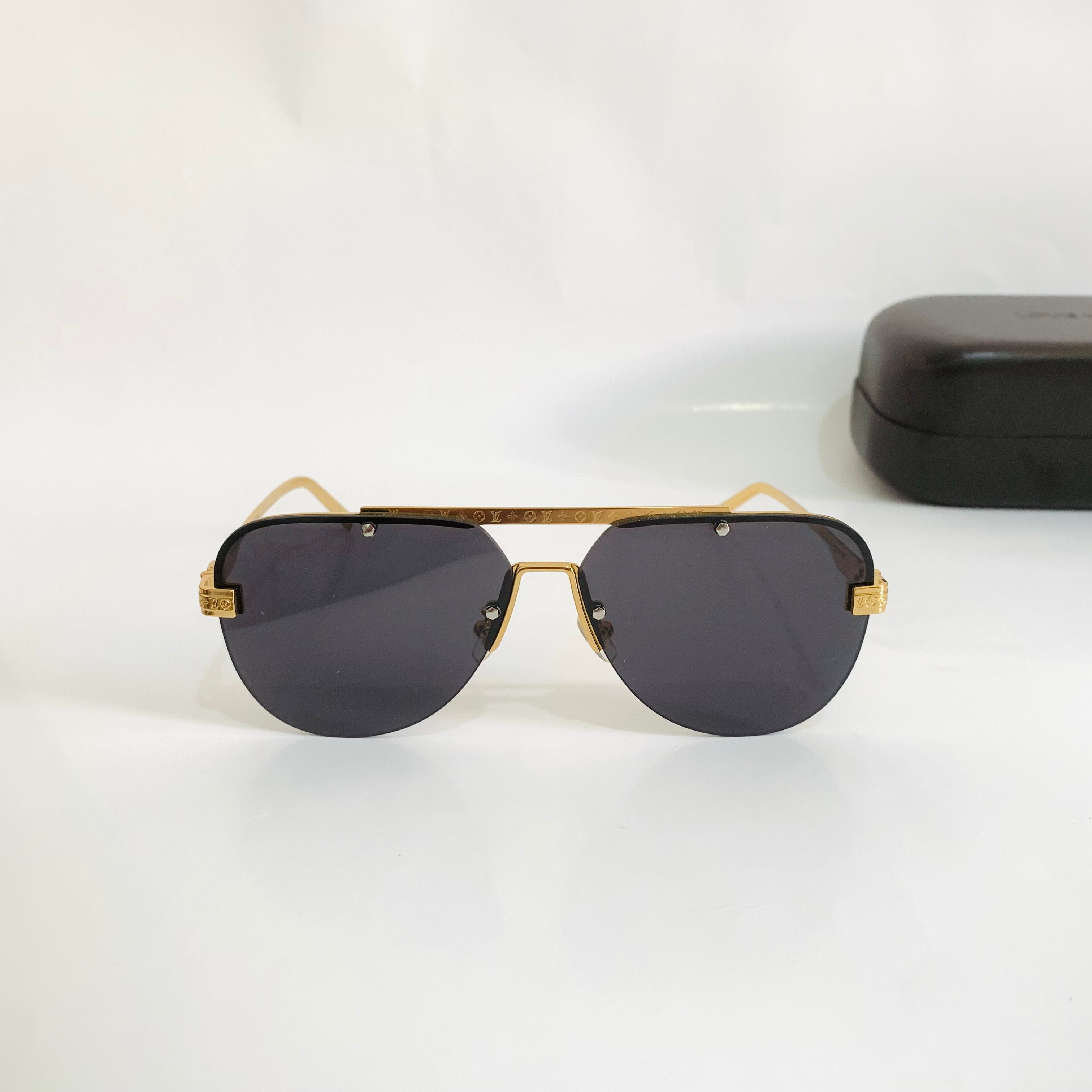 Louis Vuitton Z1262E S Av do