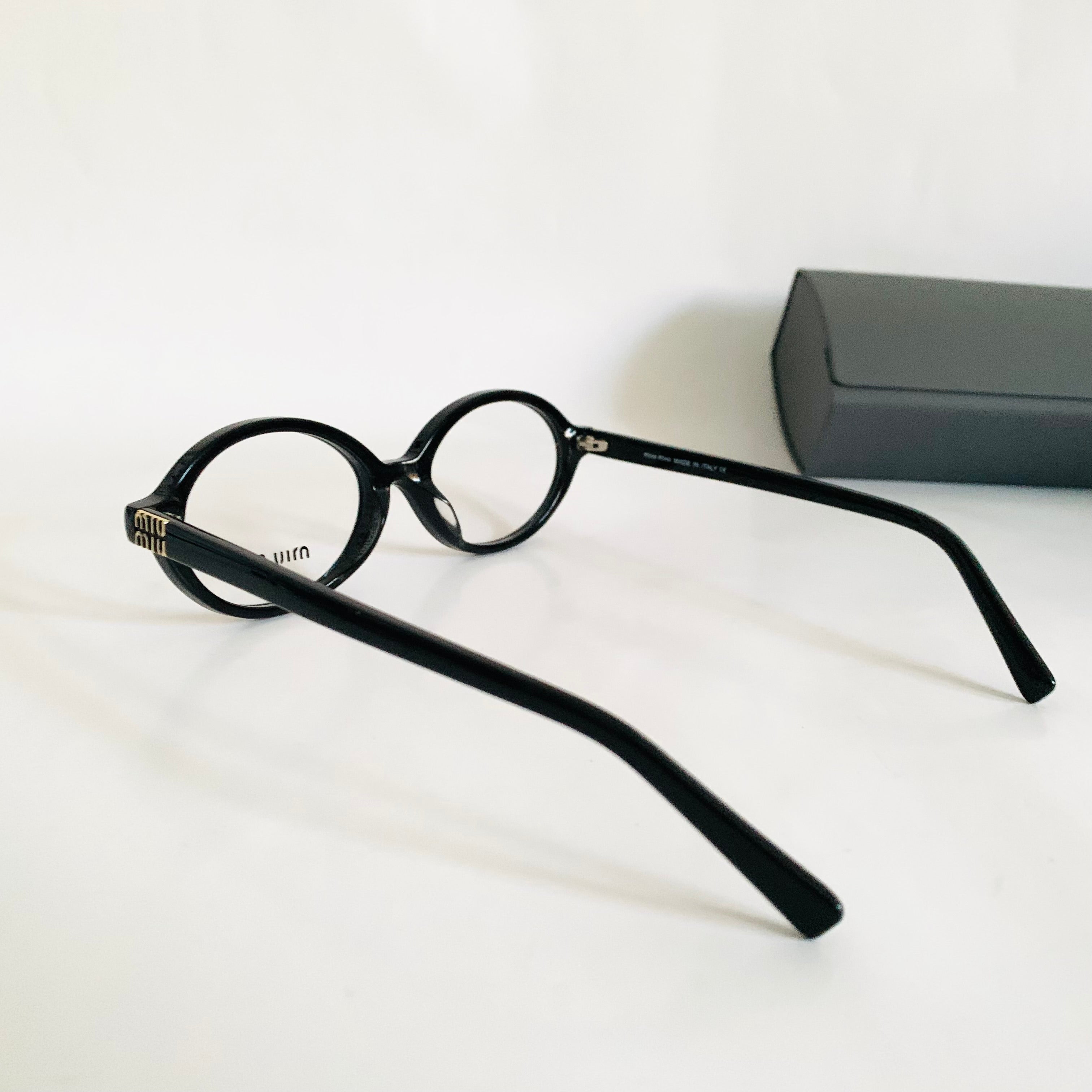 Miu Miu SMU 01Z opt